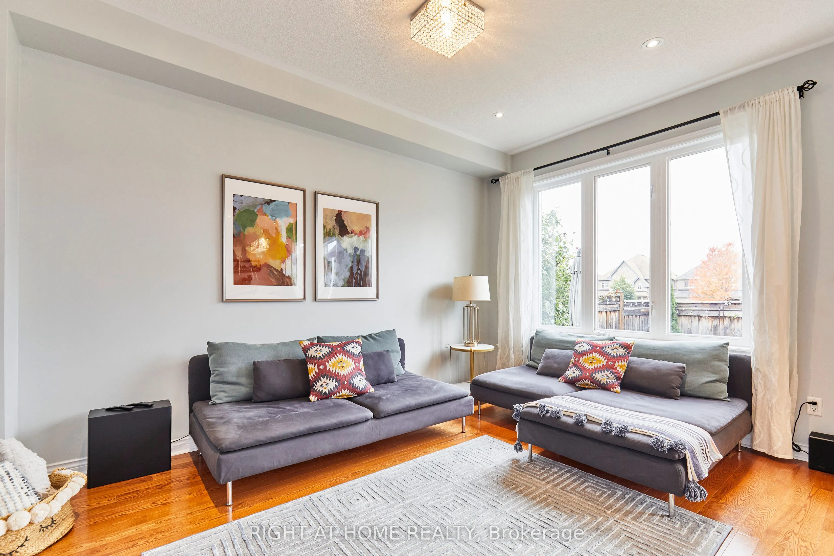 71 Keith-Wright Crescent