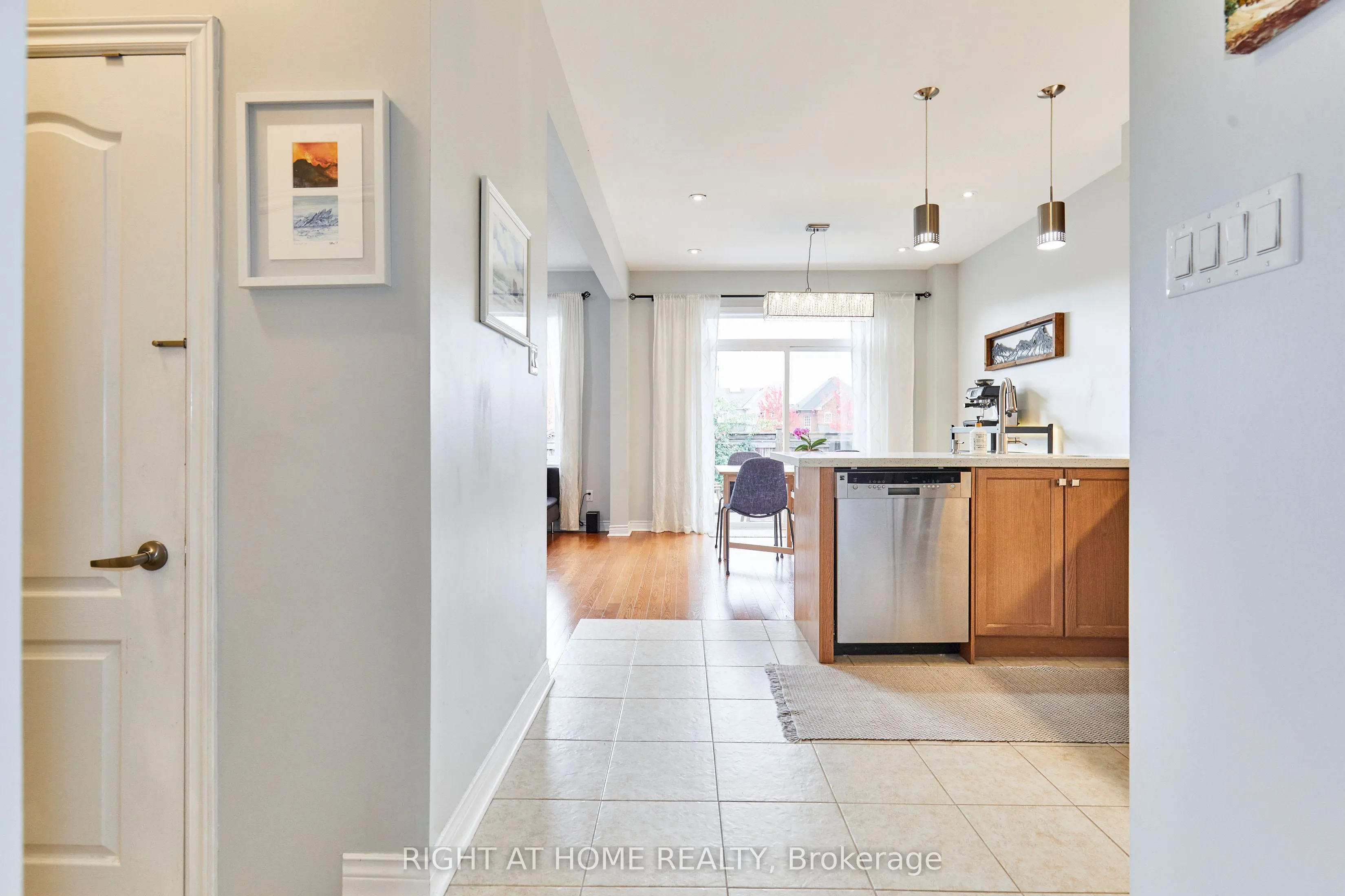71 Keith-Wright Crescent
