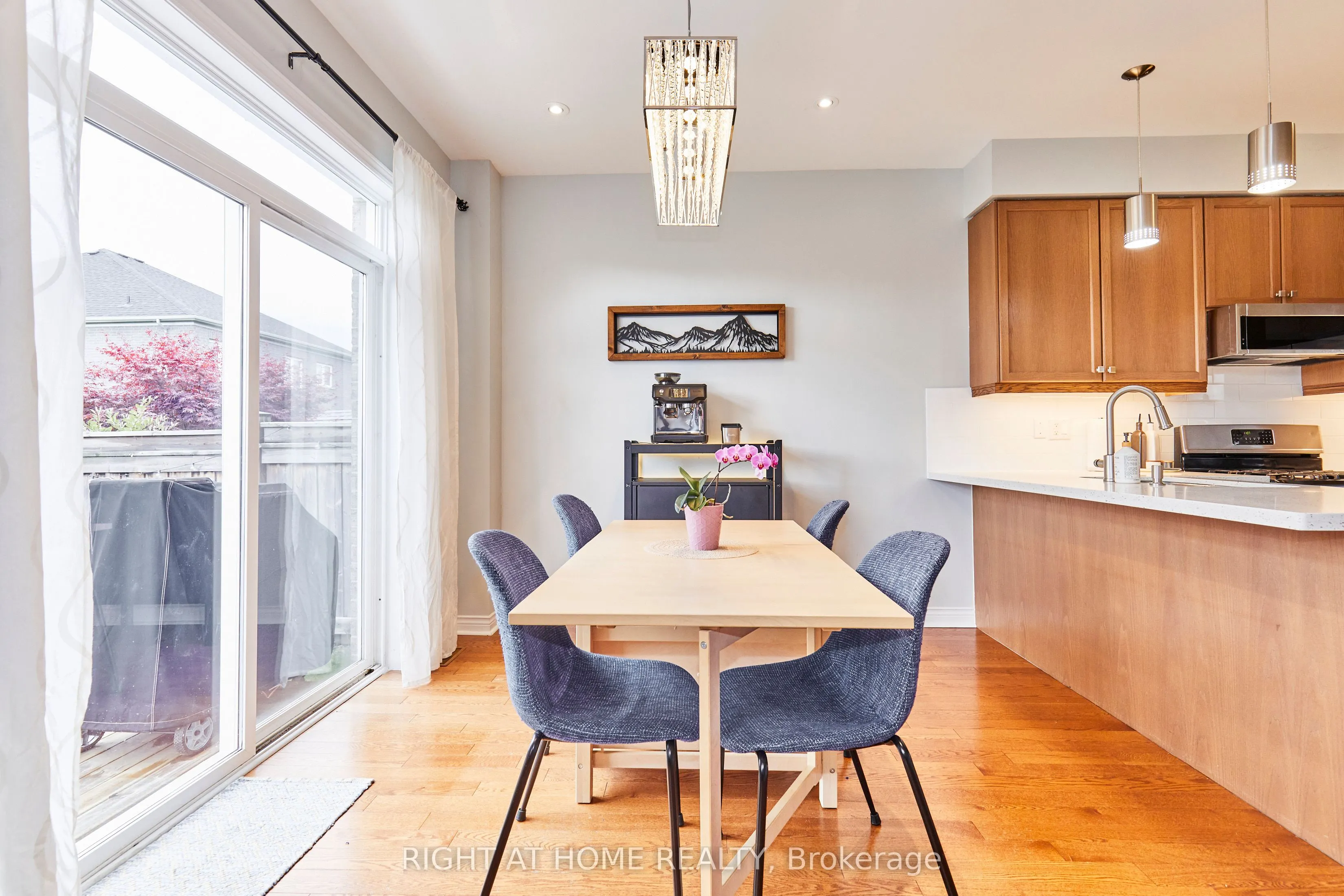 71 Keith-Wright Crescent