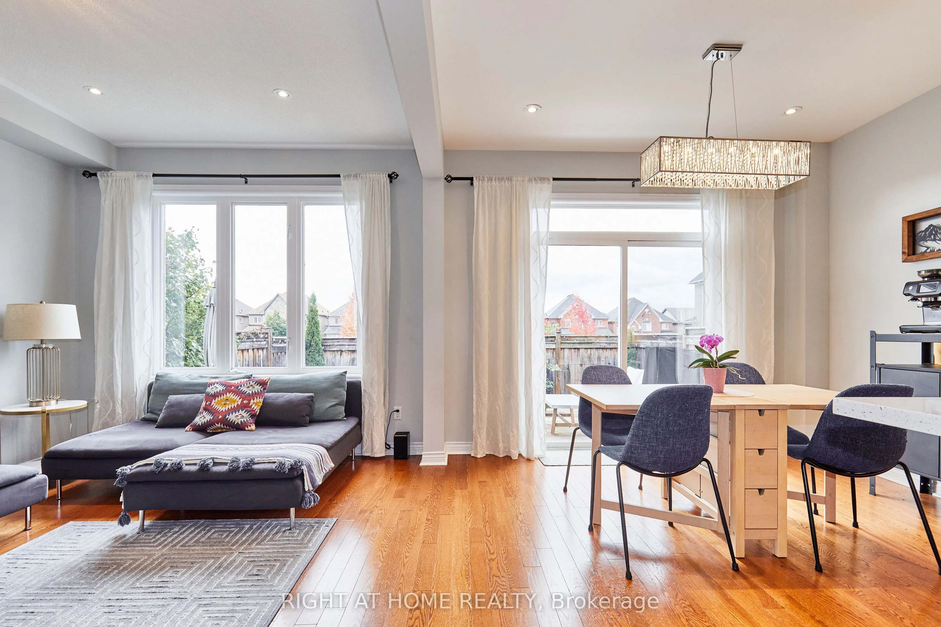 71 Keith-Wright Crescent