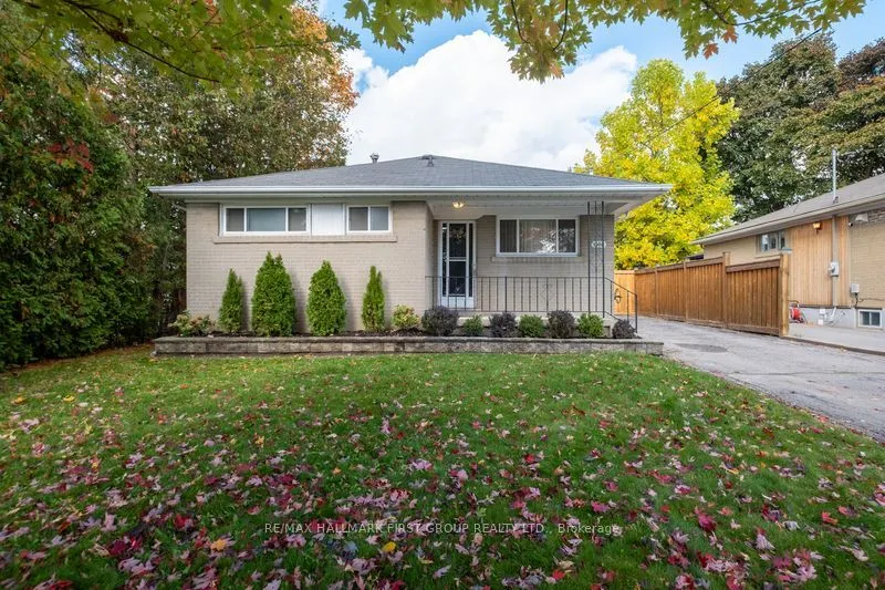 1000 Wardman Crescent