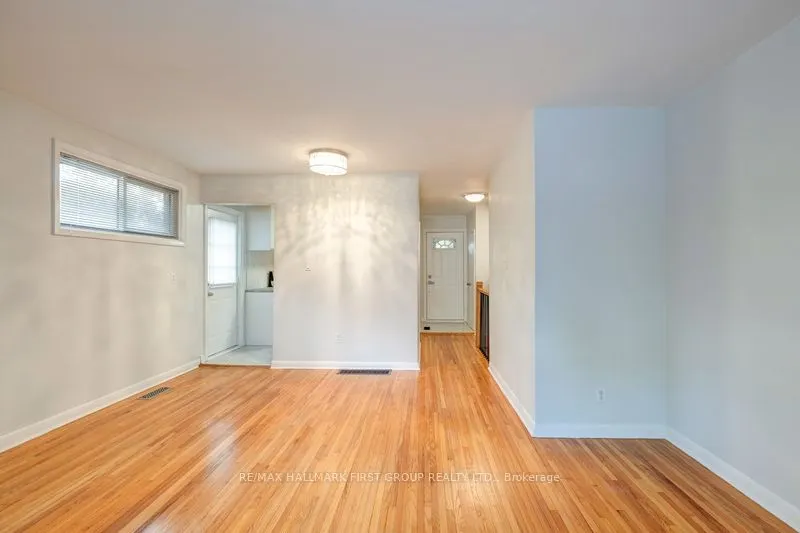 1000 Wardman Crescent