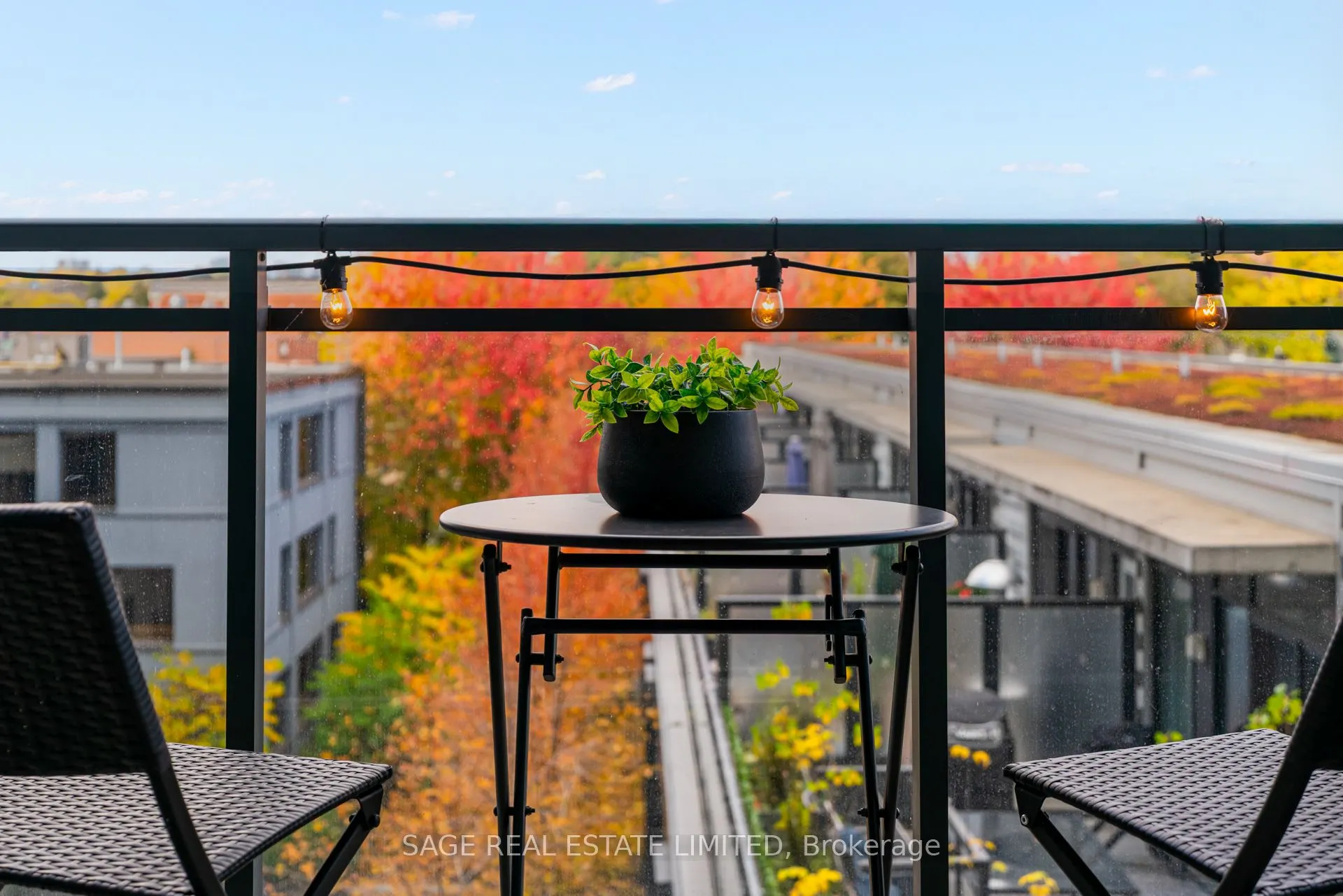 1190 Dundas Street E, #504