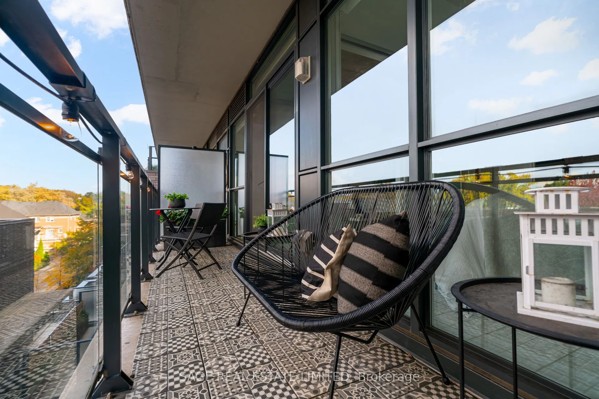 1190 Dundas Street E, #504