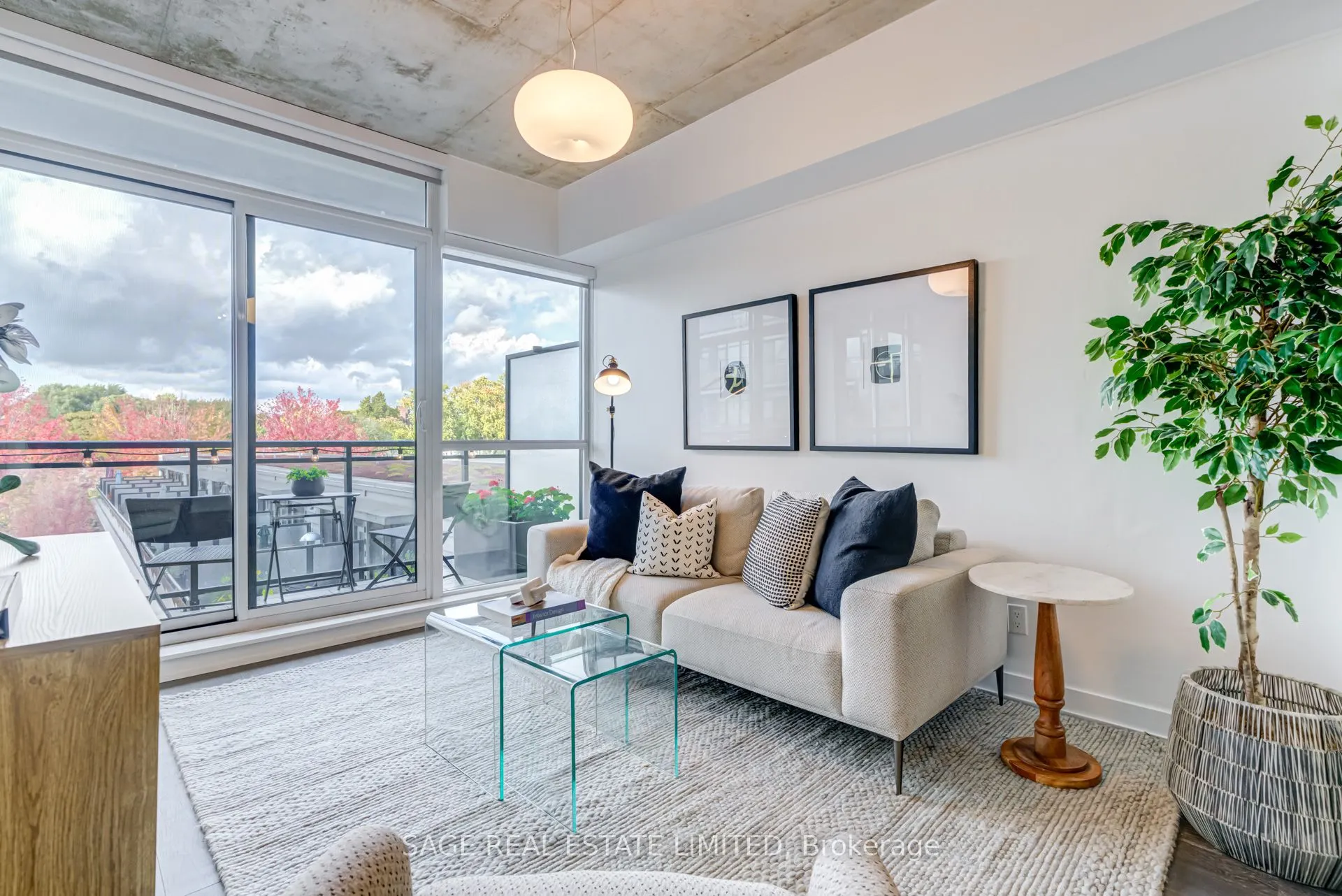 1190 Dundas Street E, #504