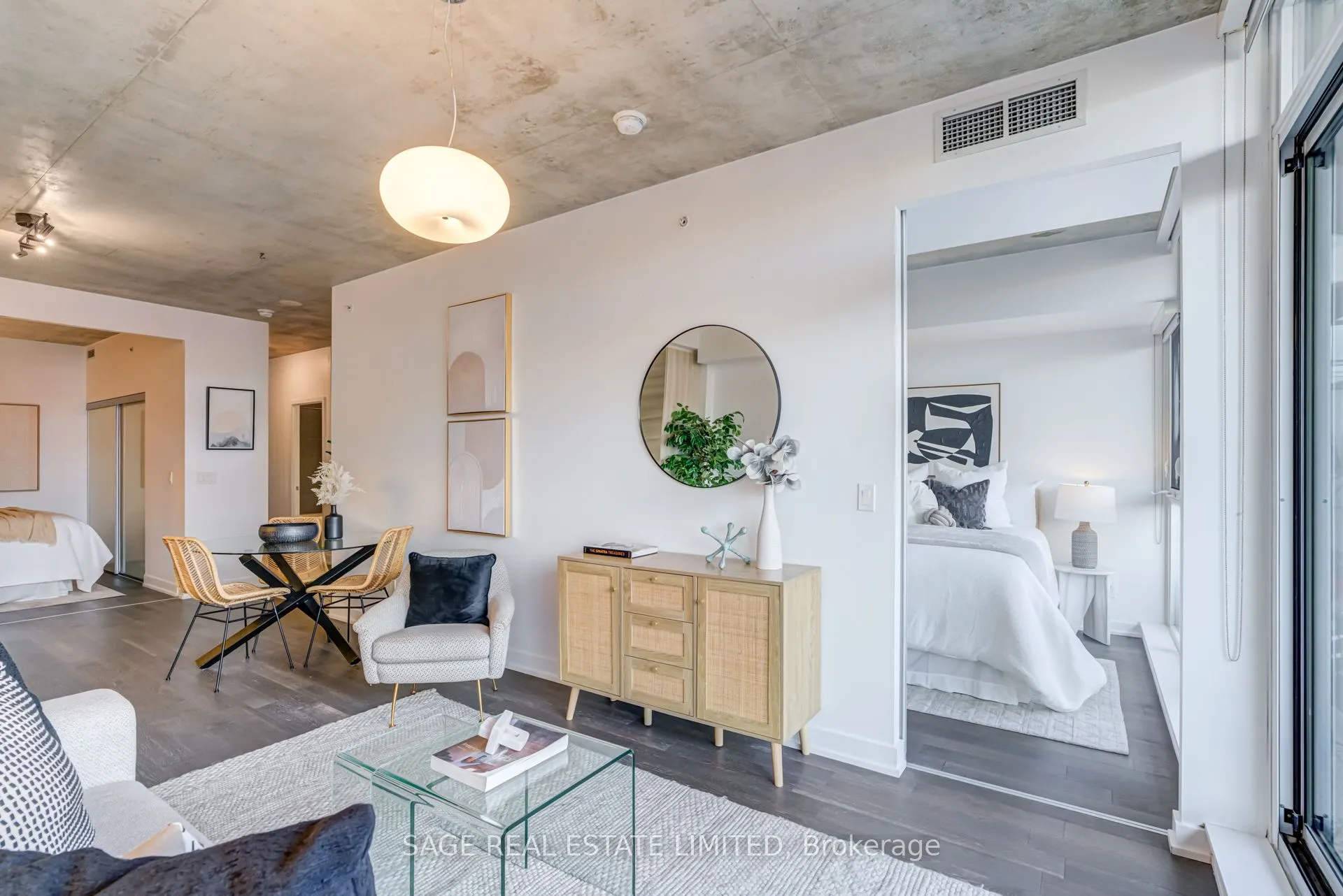 1190 Dundas Street E, #504