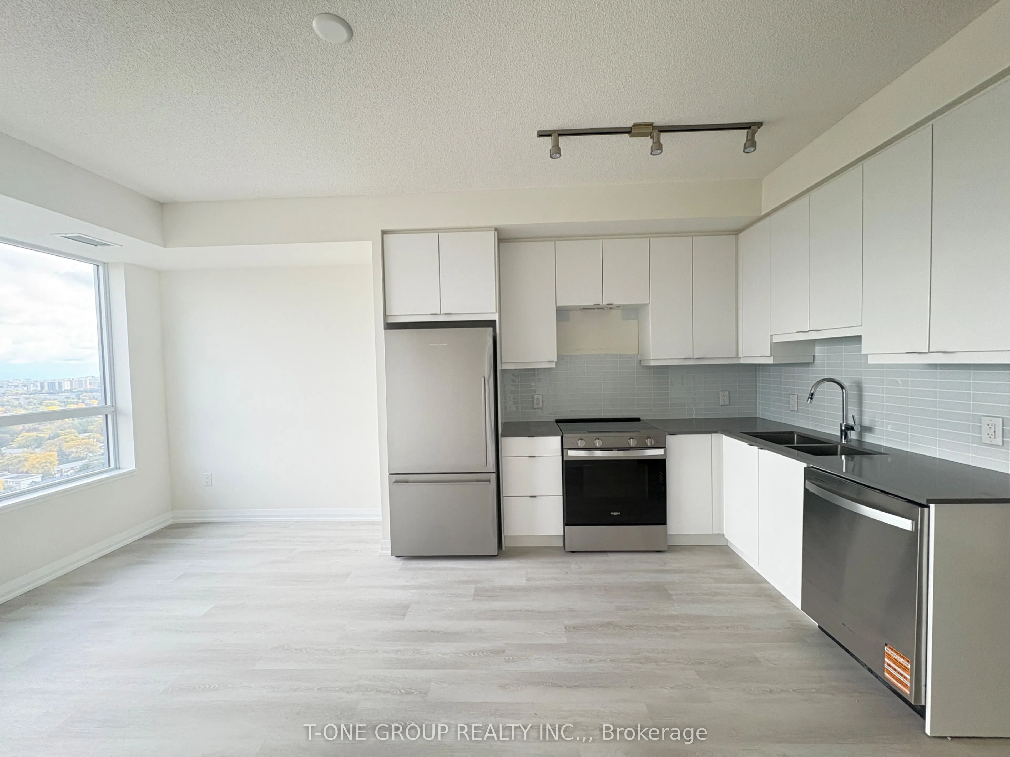 3270 SHEPPARD Avenue E, #2021
