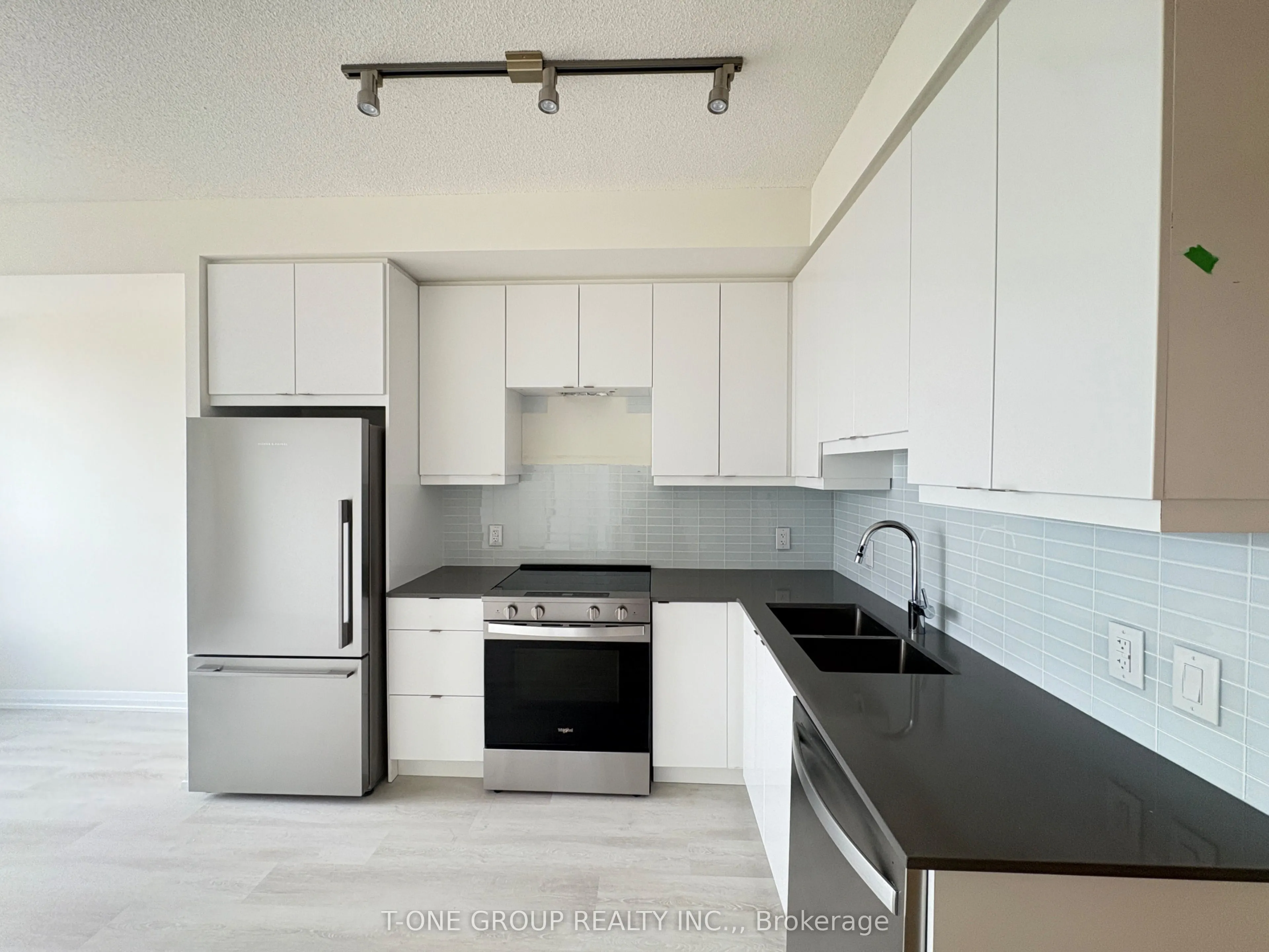 3270 SHEPPARD Avenue E, #2021