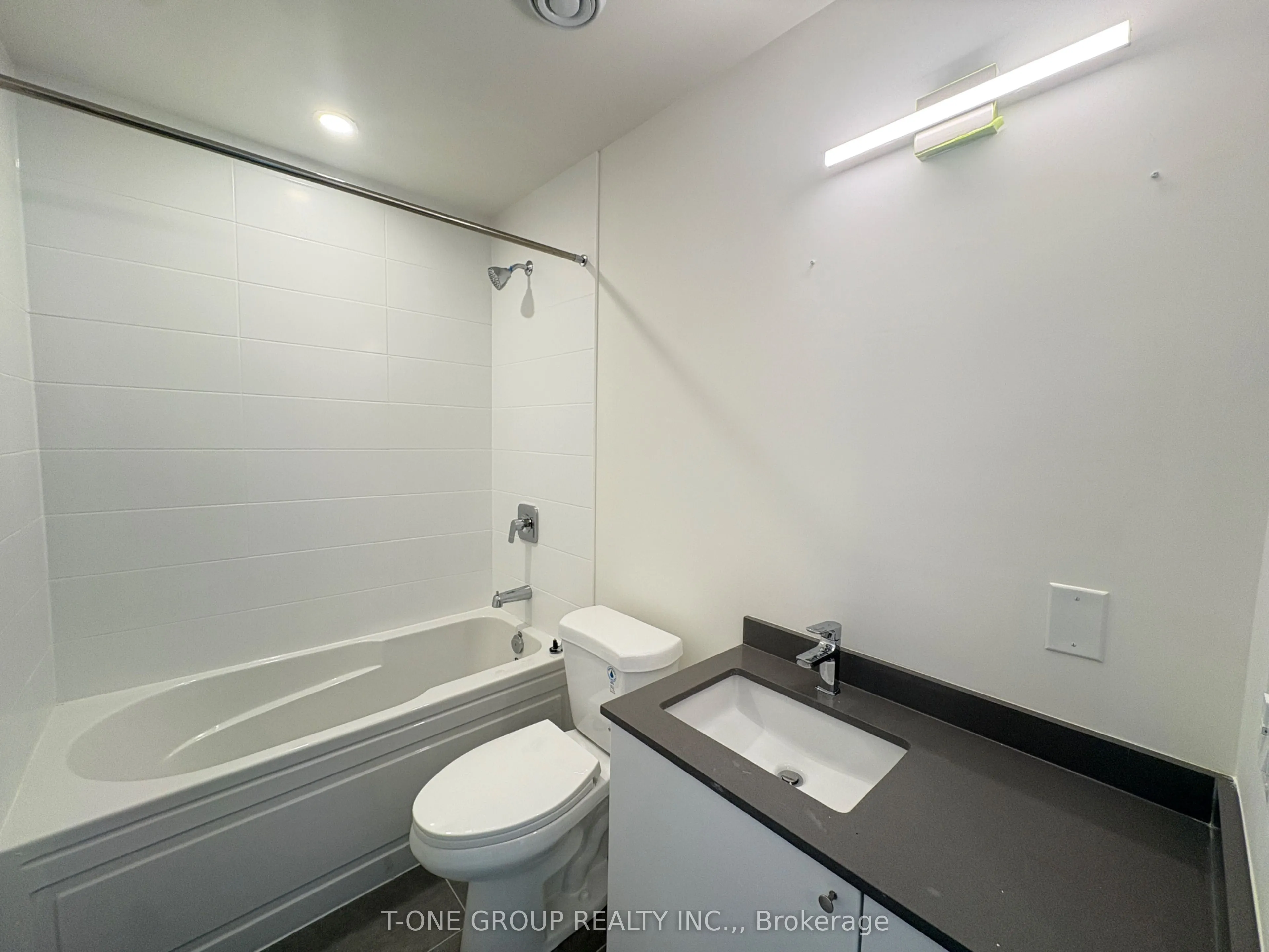 3270 SHEPPARD Avenue E, #2021
