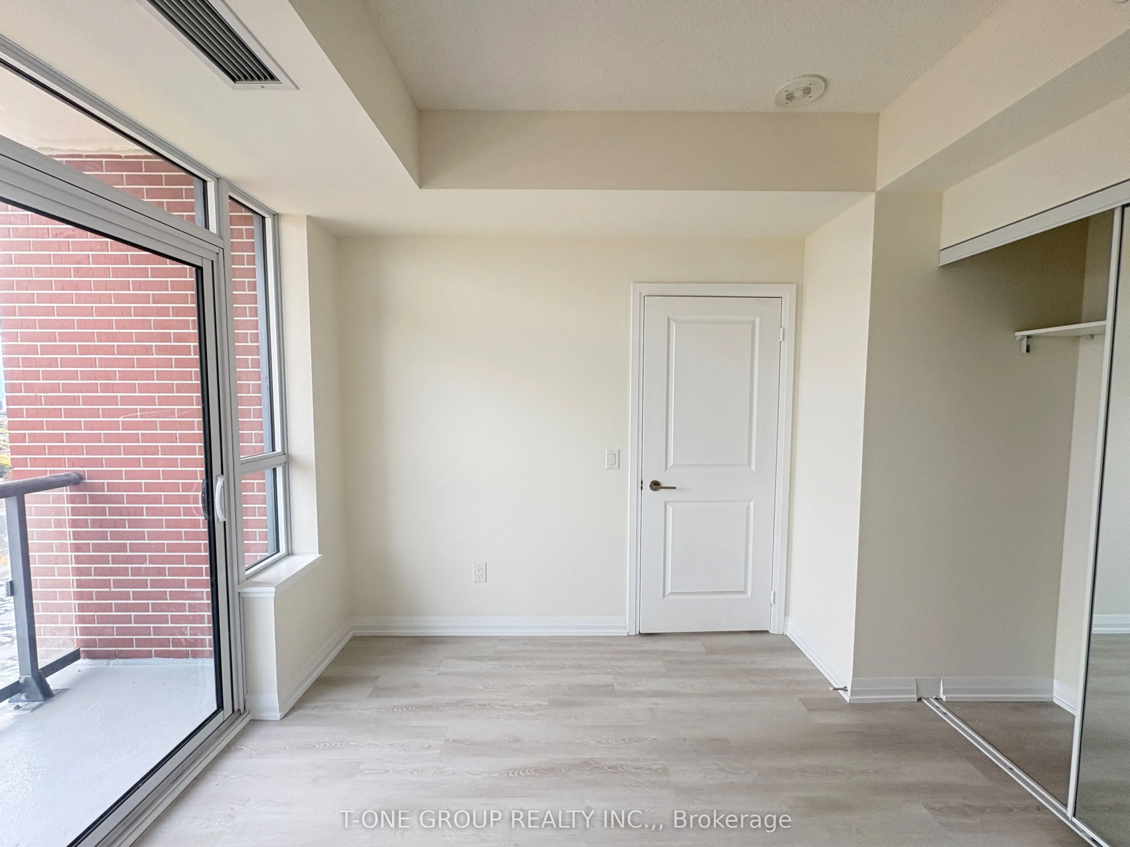 3270 SHEPPARD Avenue E, #2021