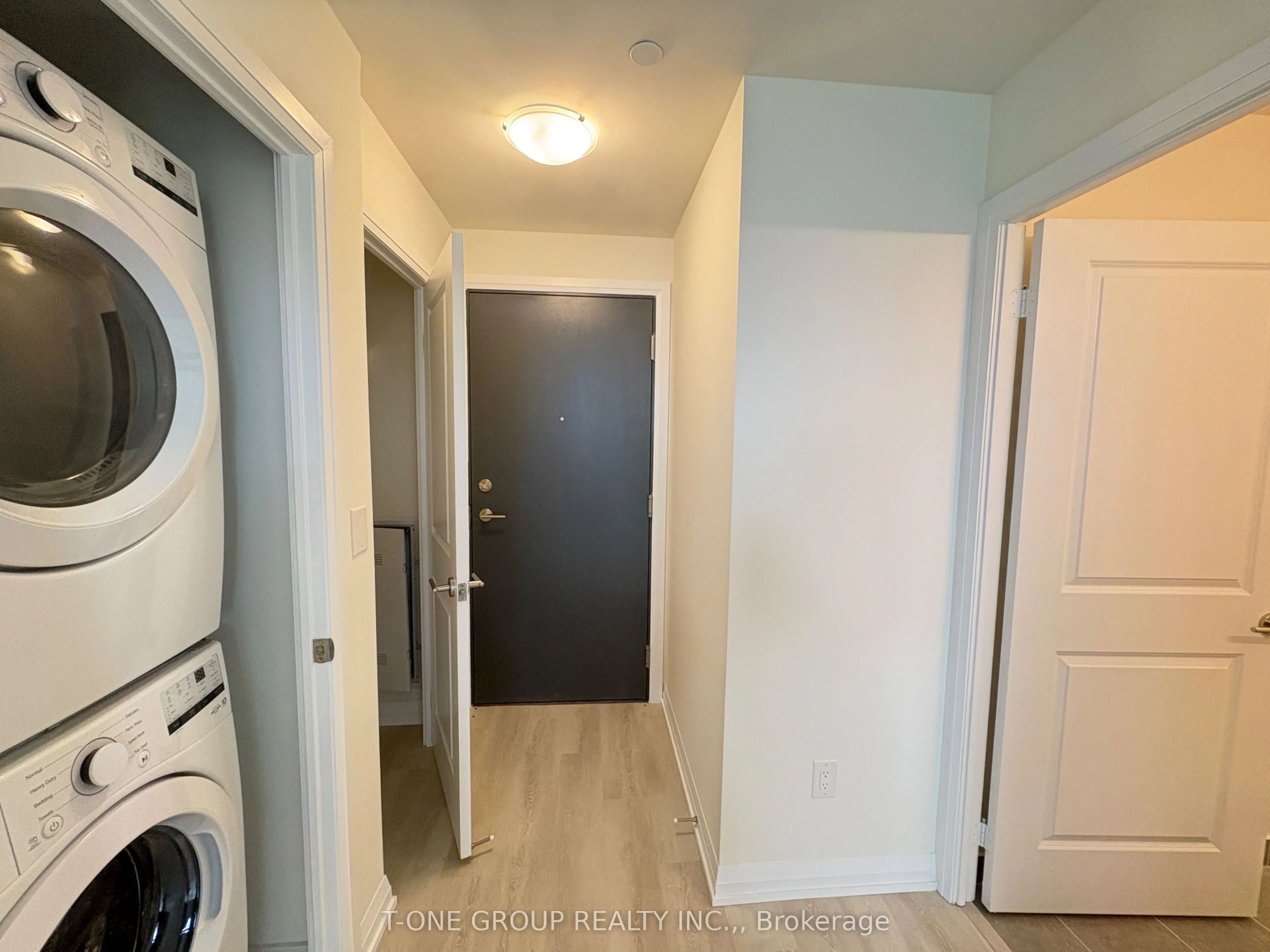 3270 SHEPPARD Avenue E, #2021