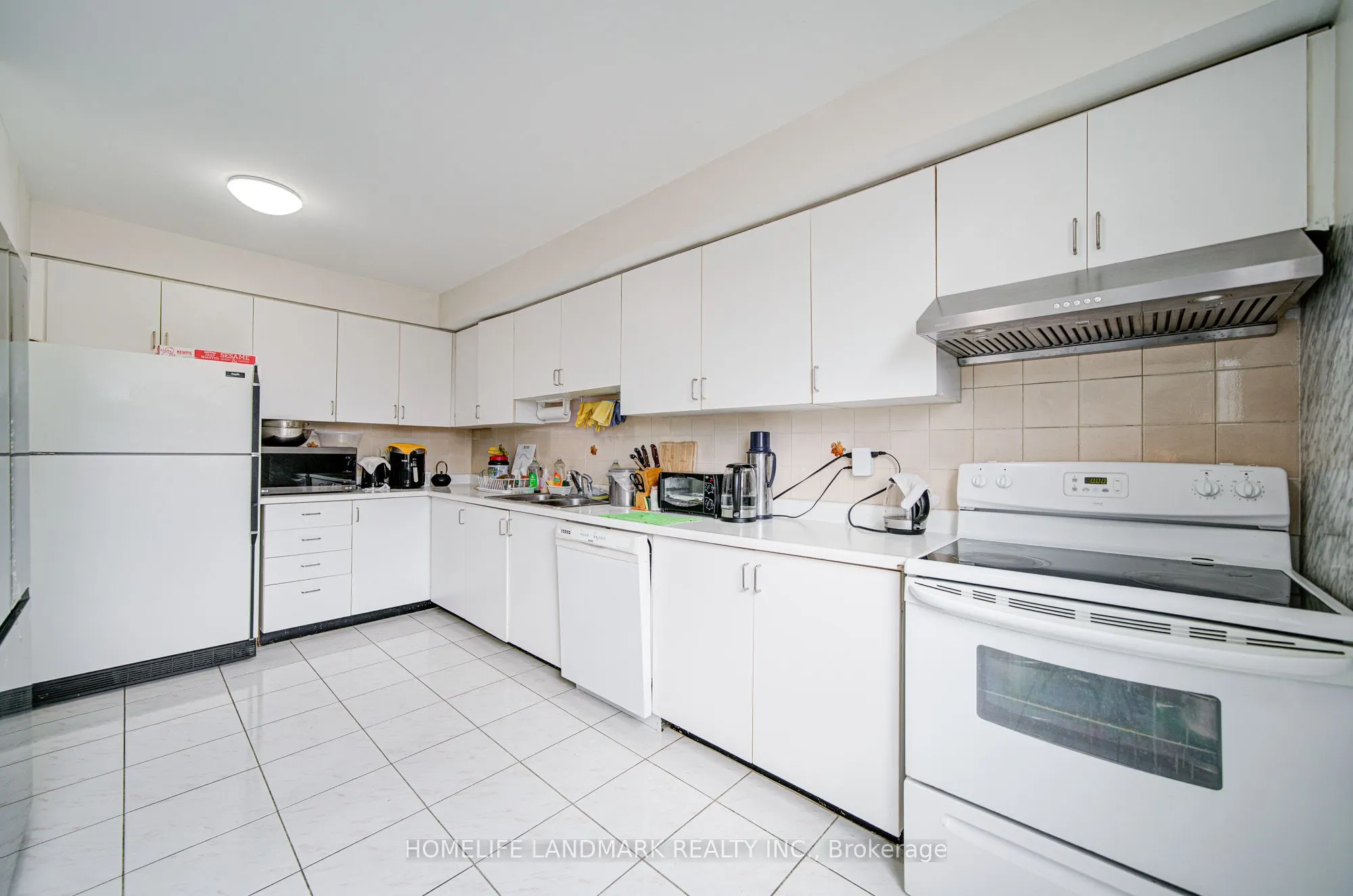 1 Reidmount Avenue, #303