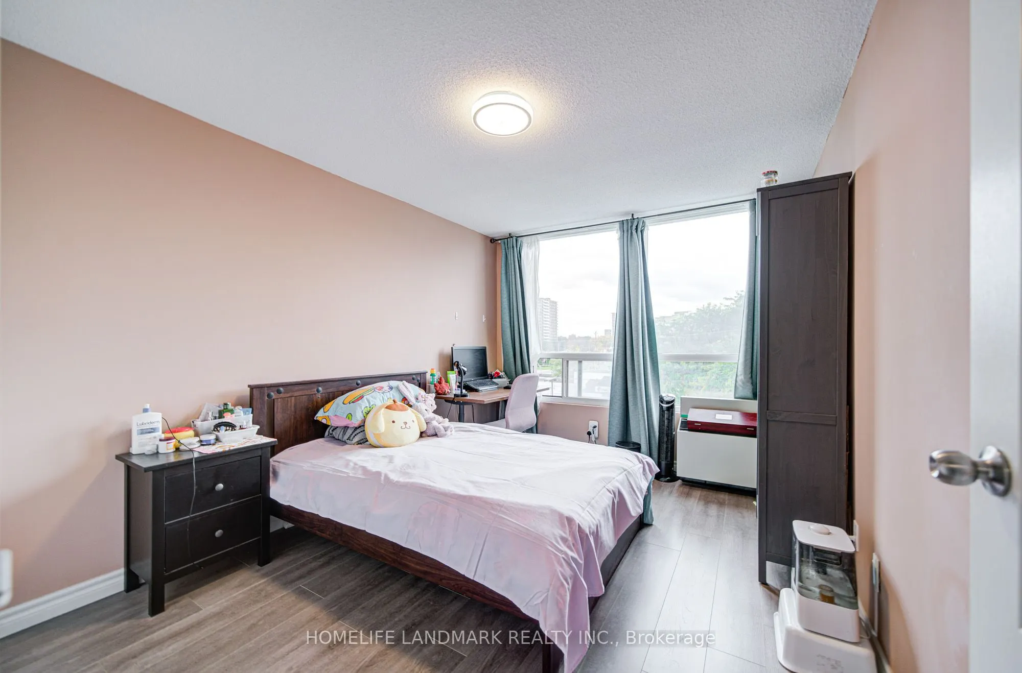 1 Reidmount Avenue, #303