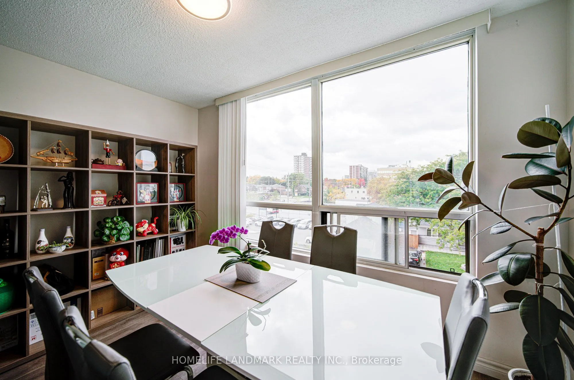 1 Reidmount Avenue, #303