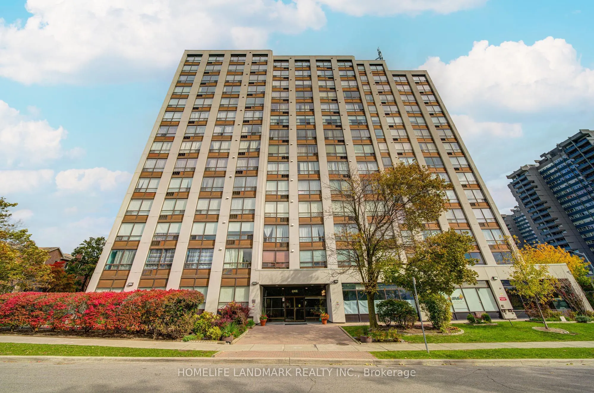 1 Reidmount Avenue, #303