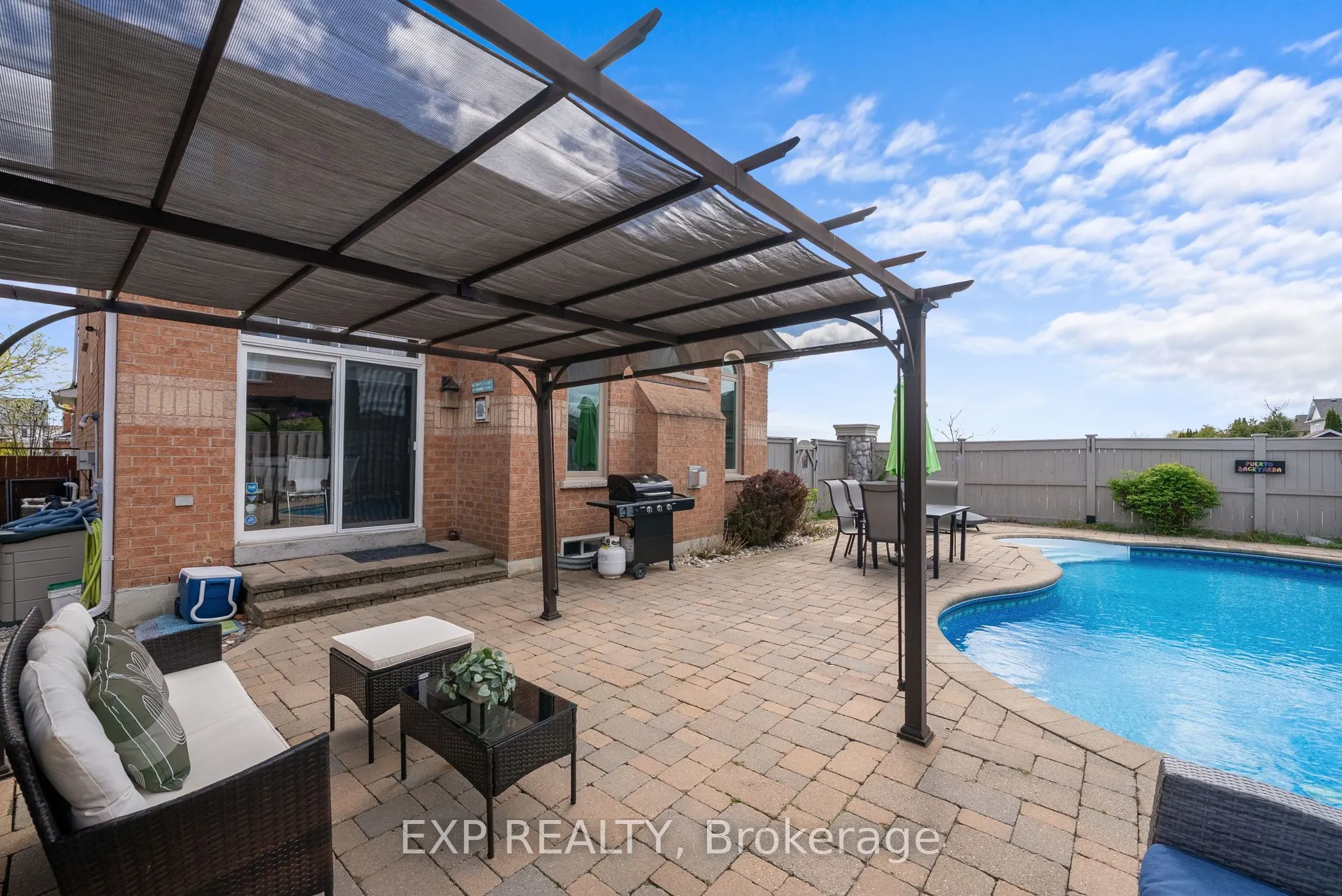 2 Hesham Drive
