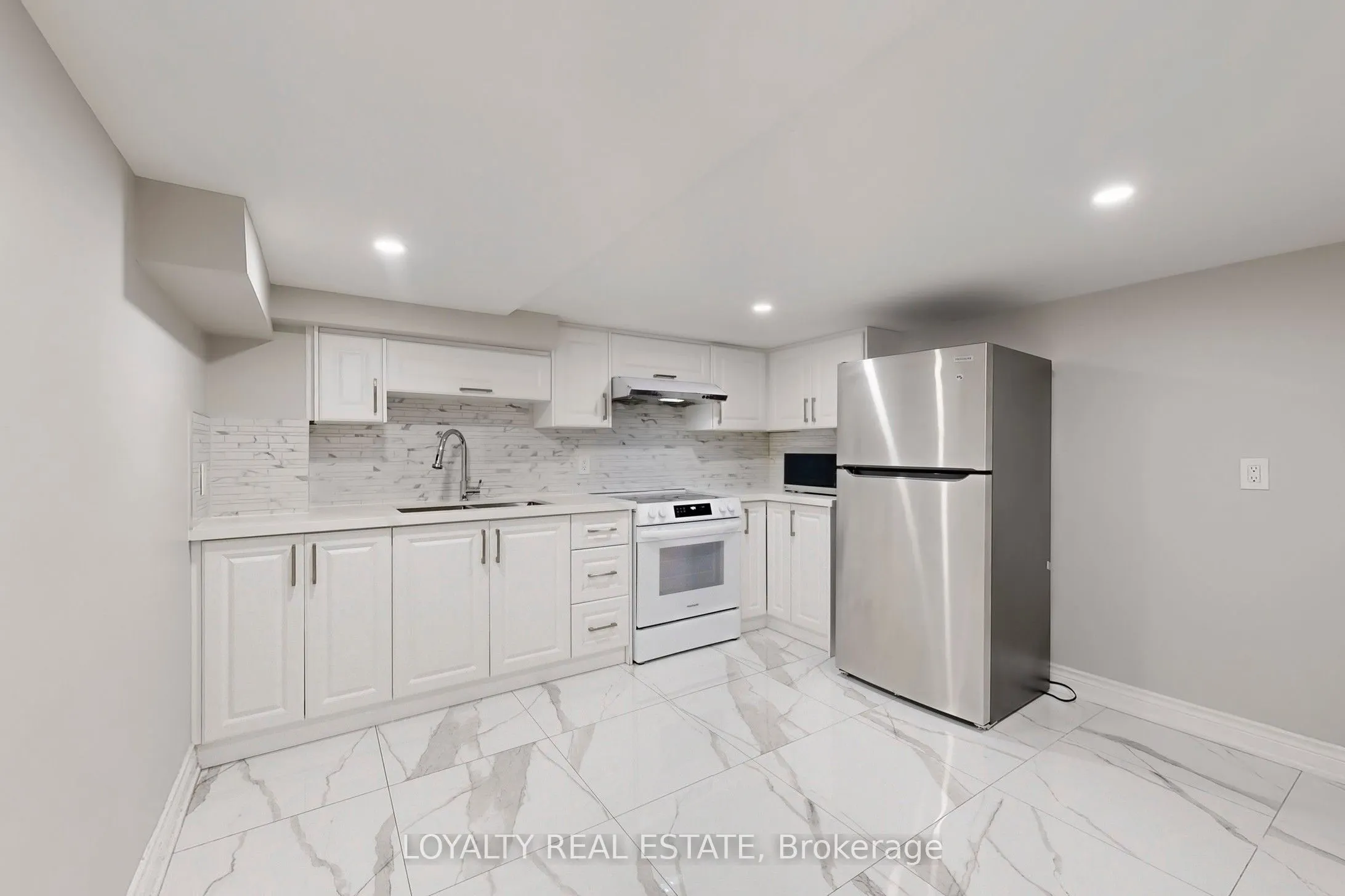 556 Rosebank Road