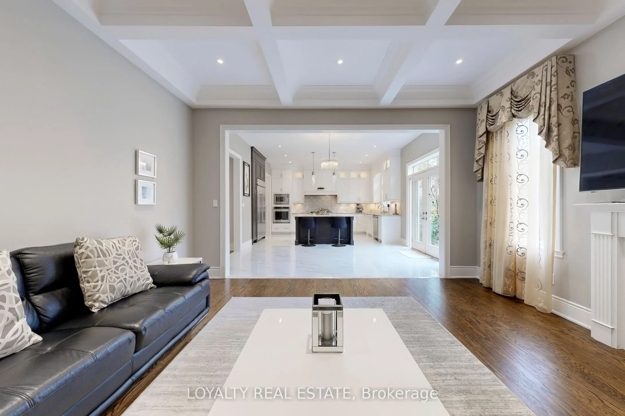 556 Rosebank Road