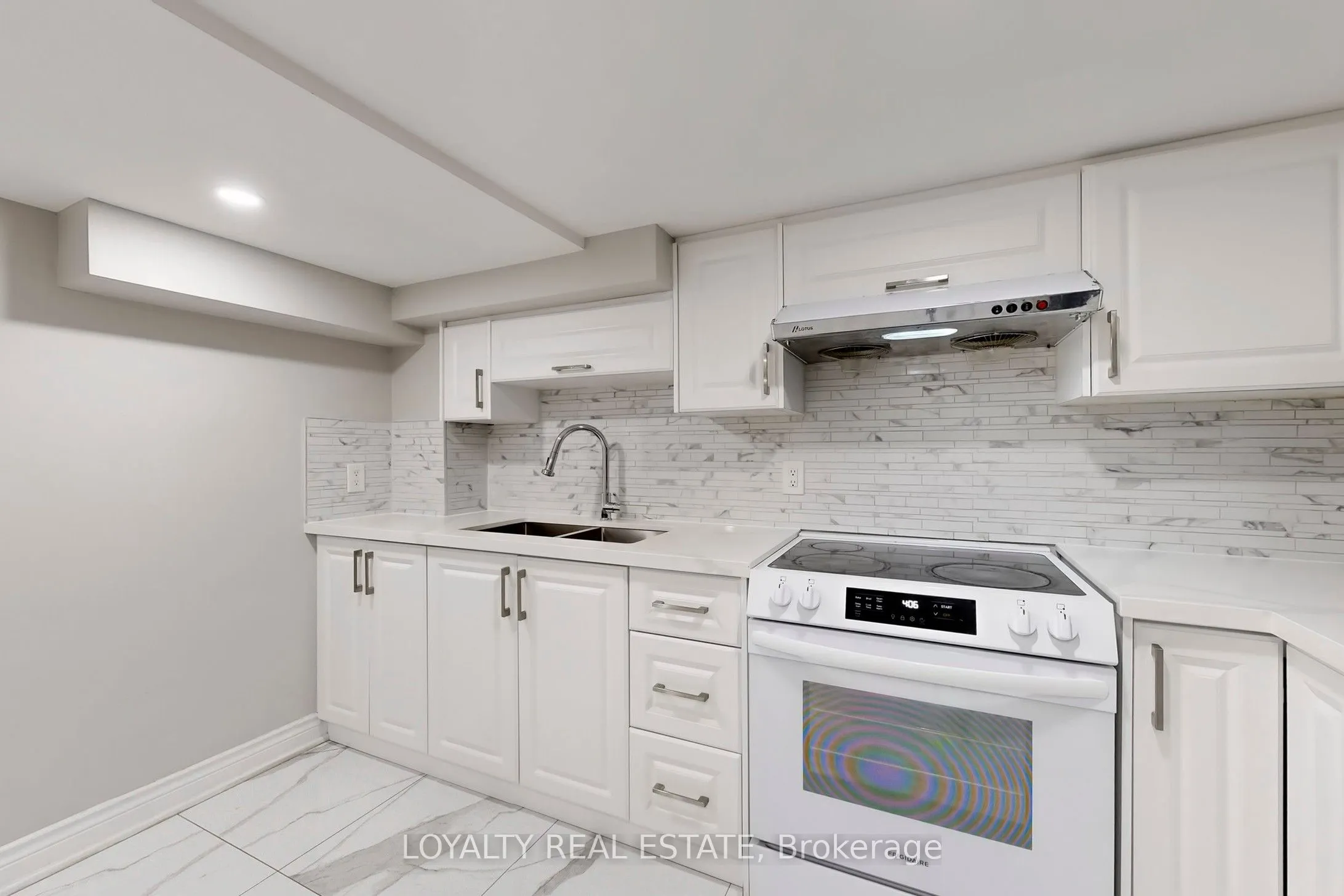 556 Rosebank Road