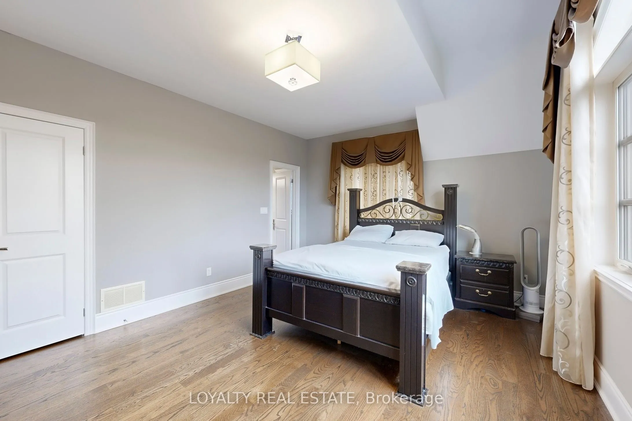 556 Rosebank Road