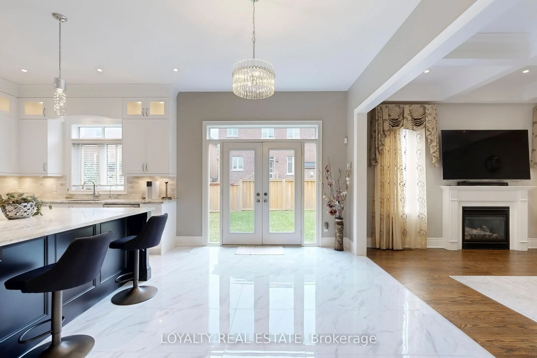 556 Rosebank Road