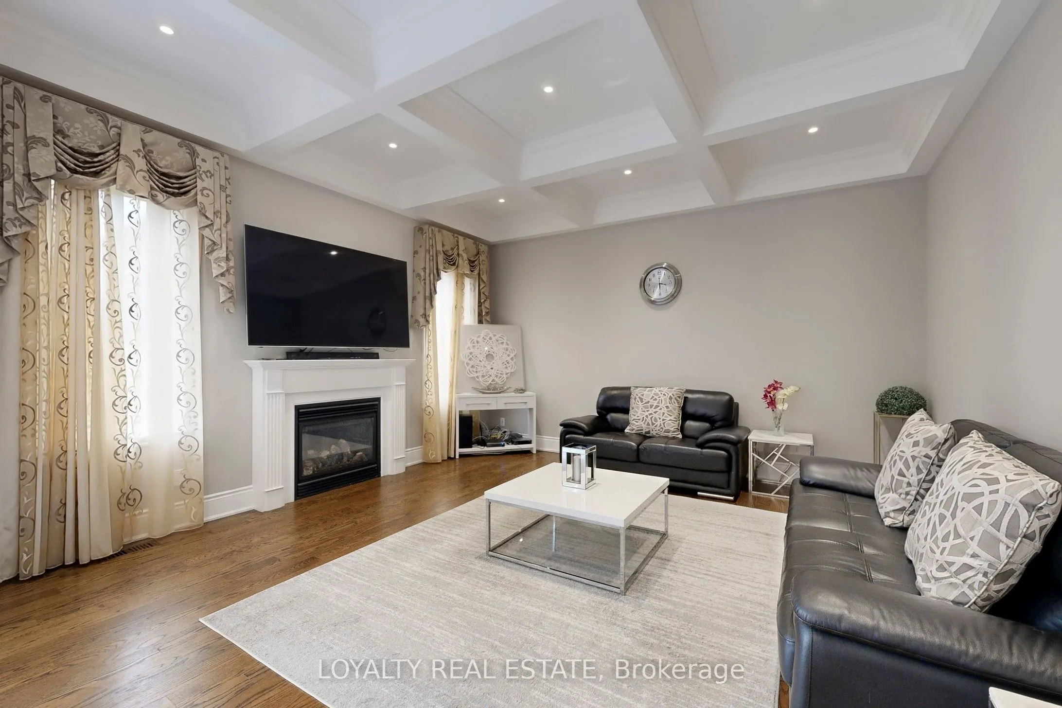 556 Rosebank Road