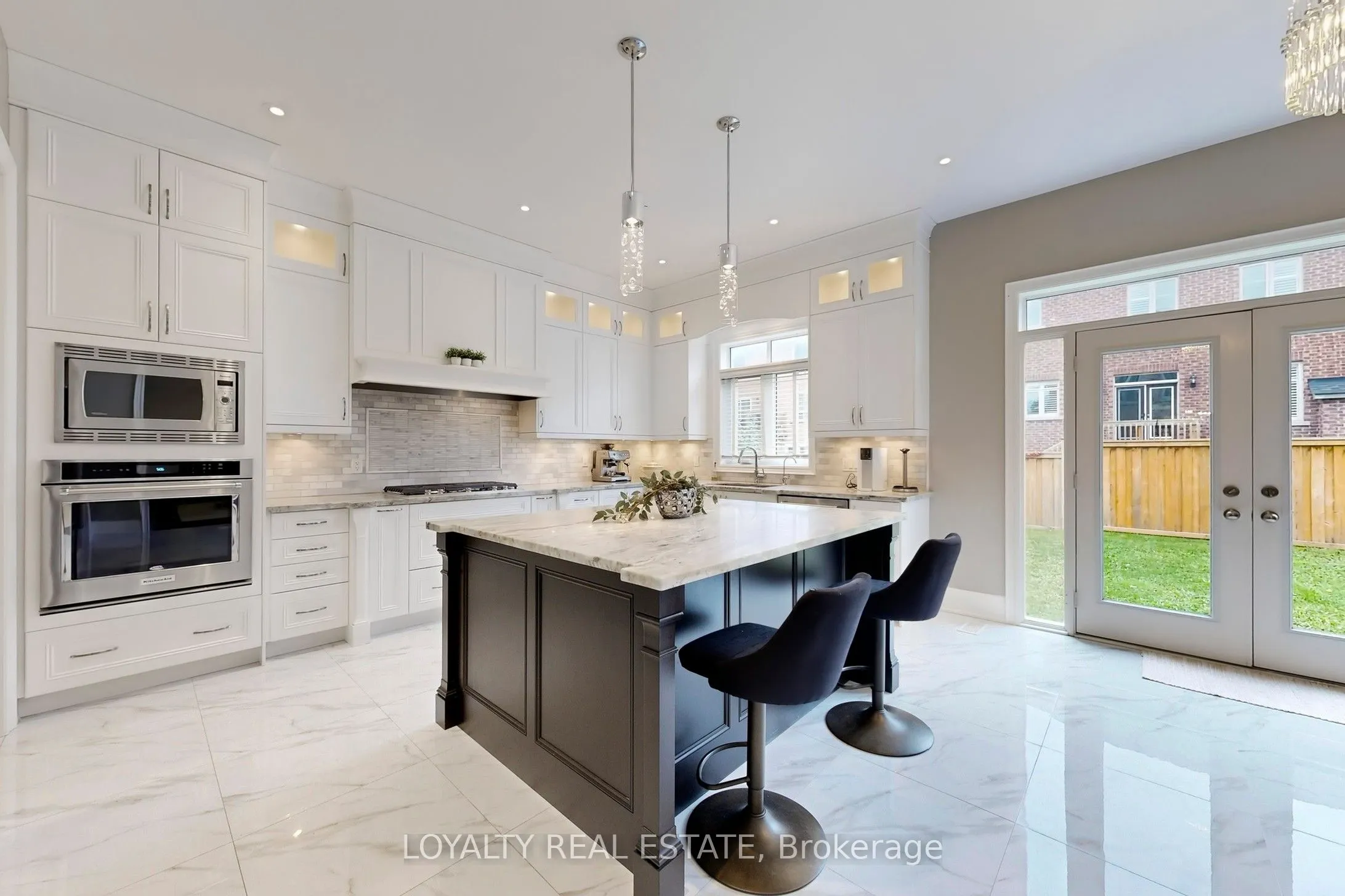 556 Rosebank Road