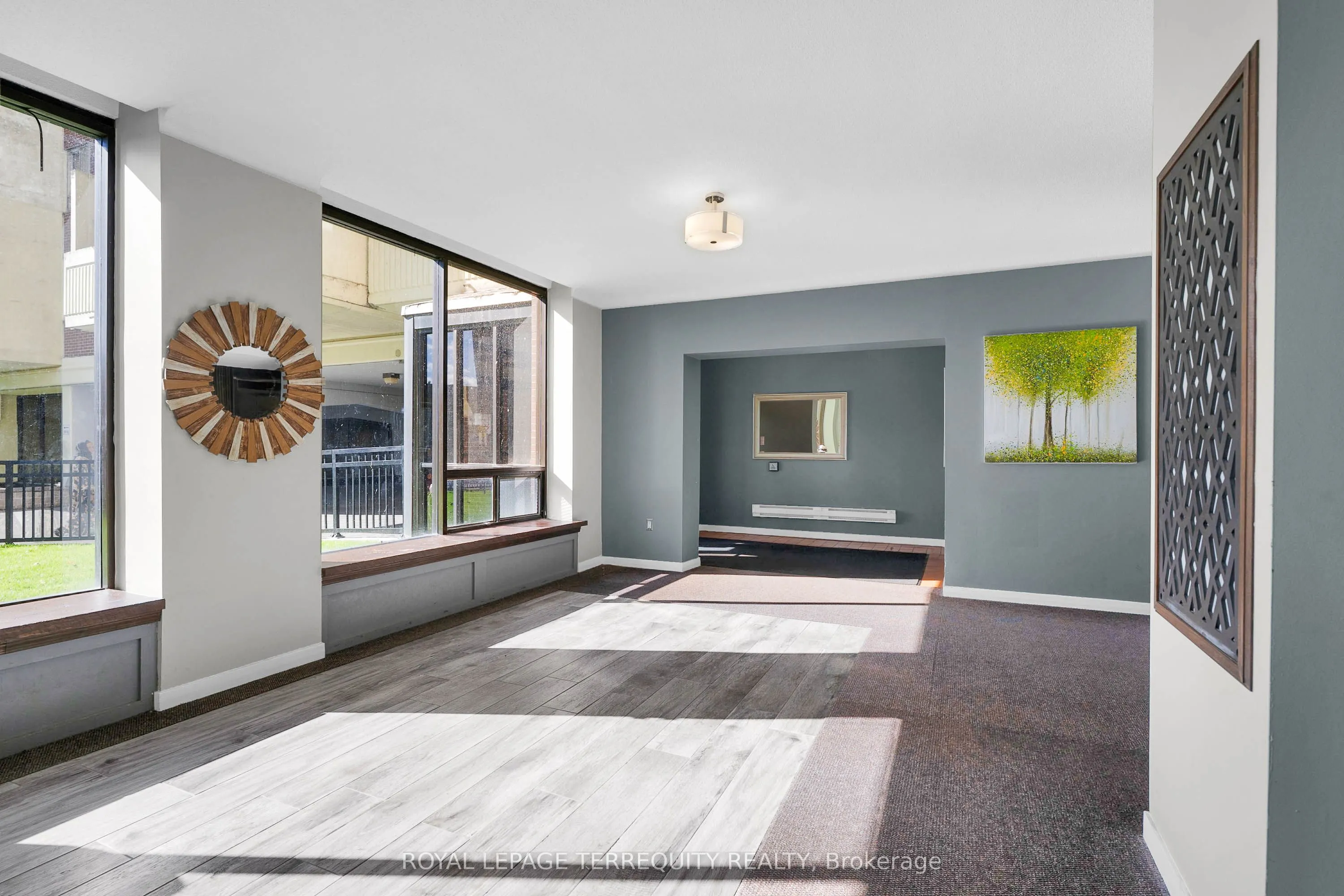 5 Massey Square, #519