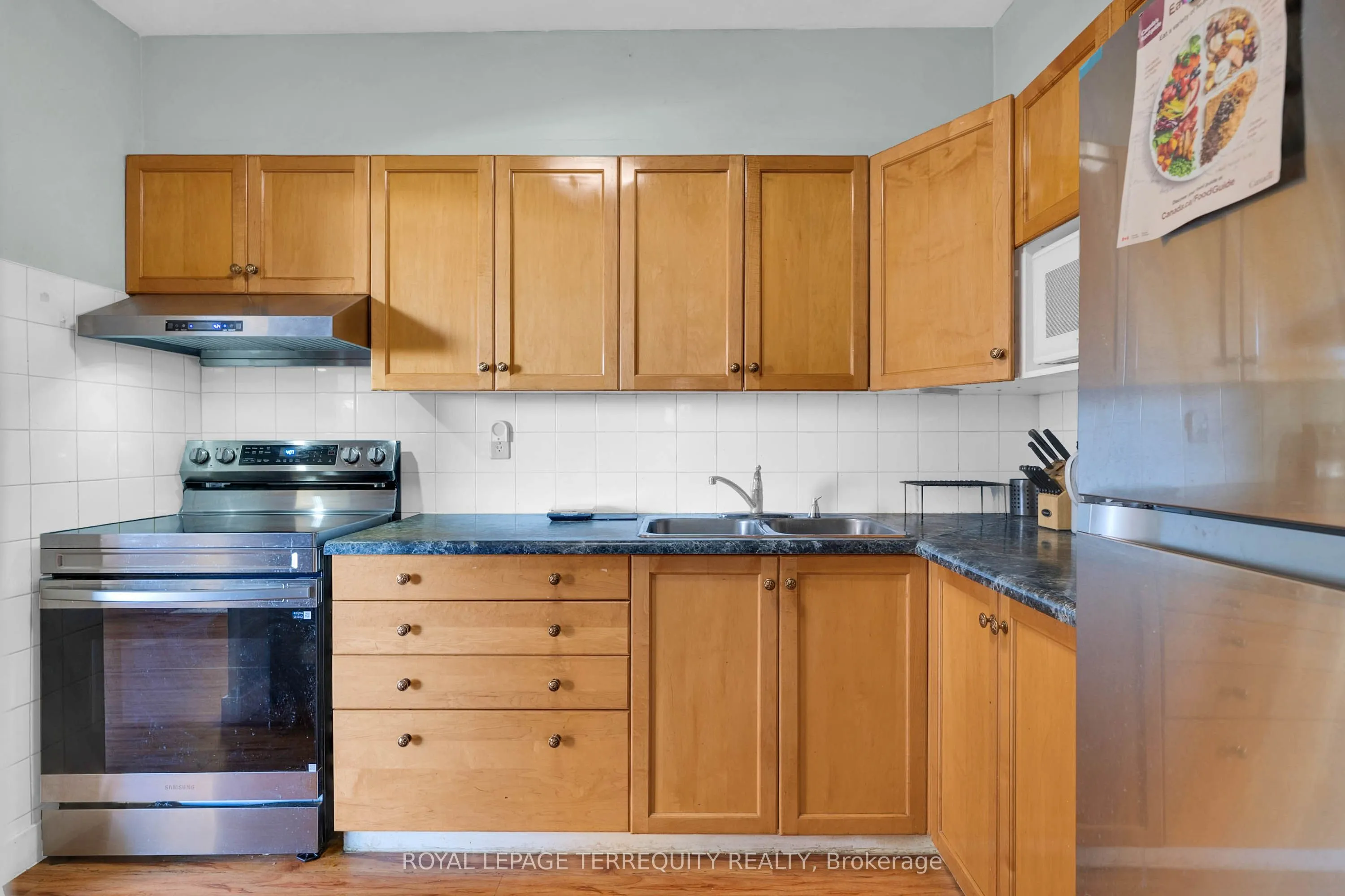 5 Massey Square, #519