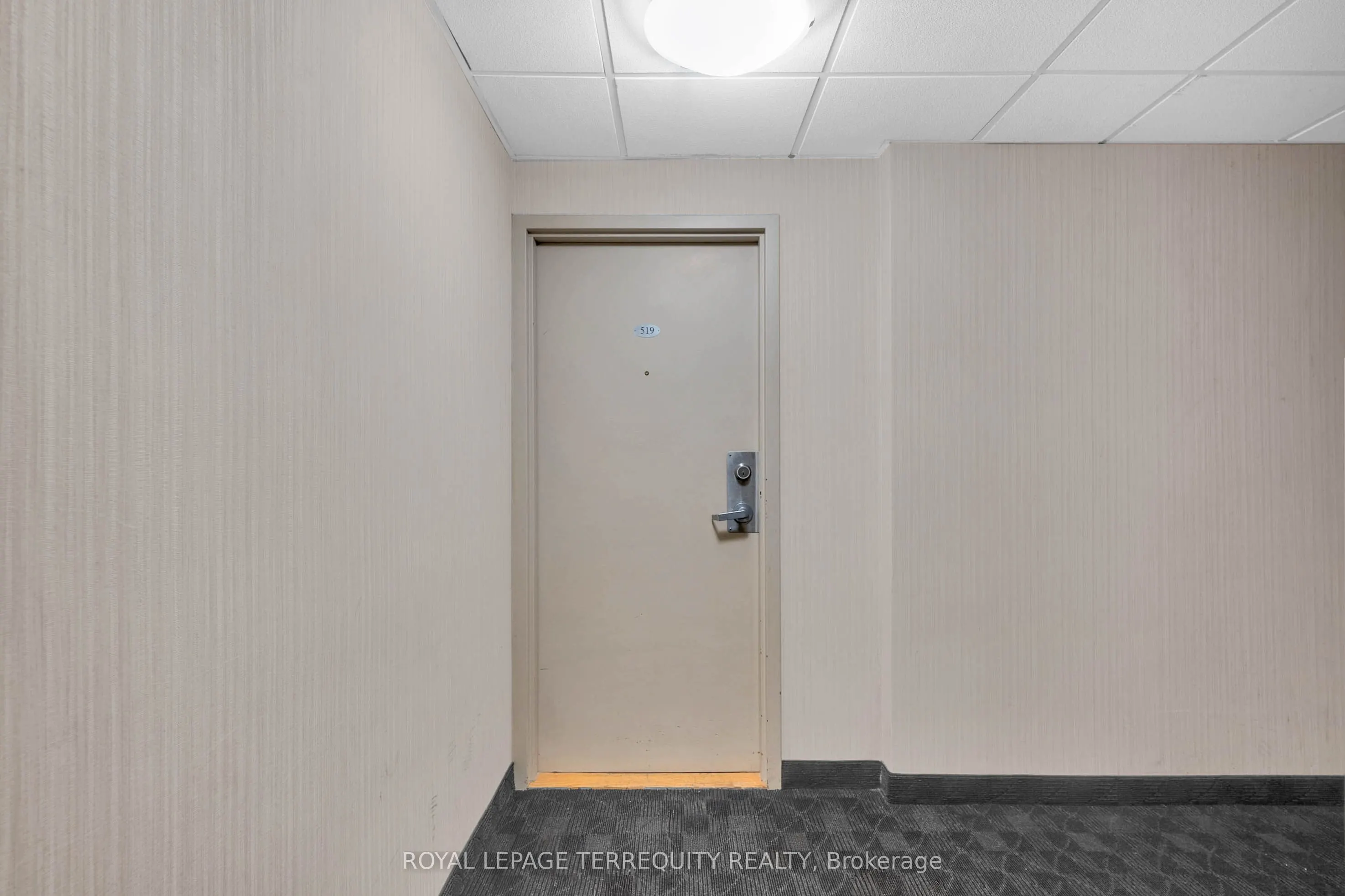 5 Massey Square, #519
