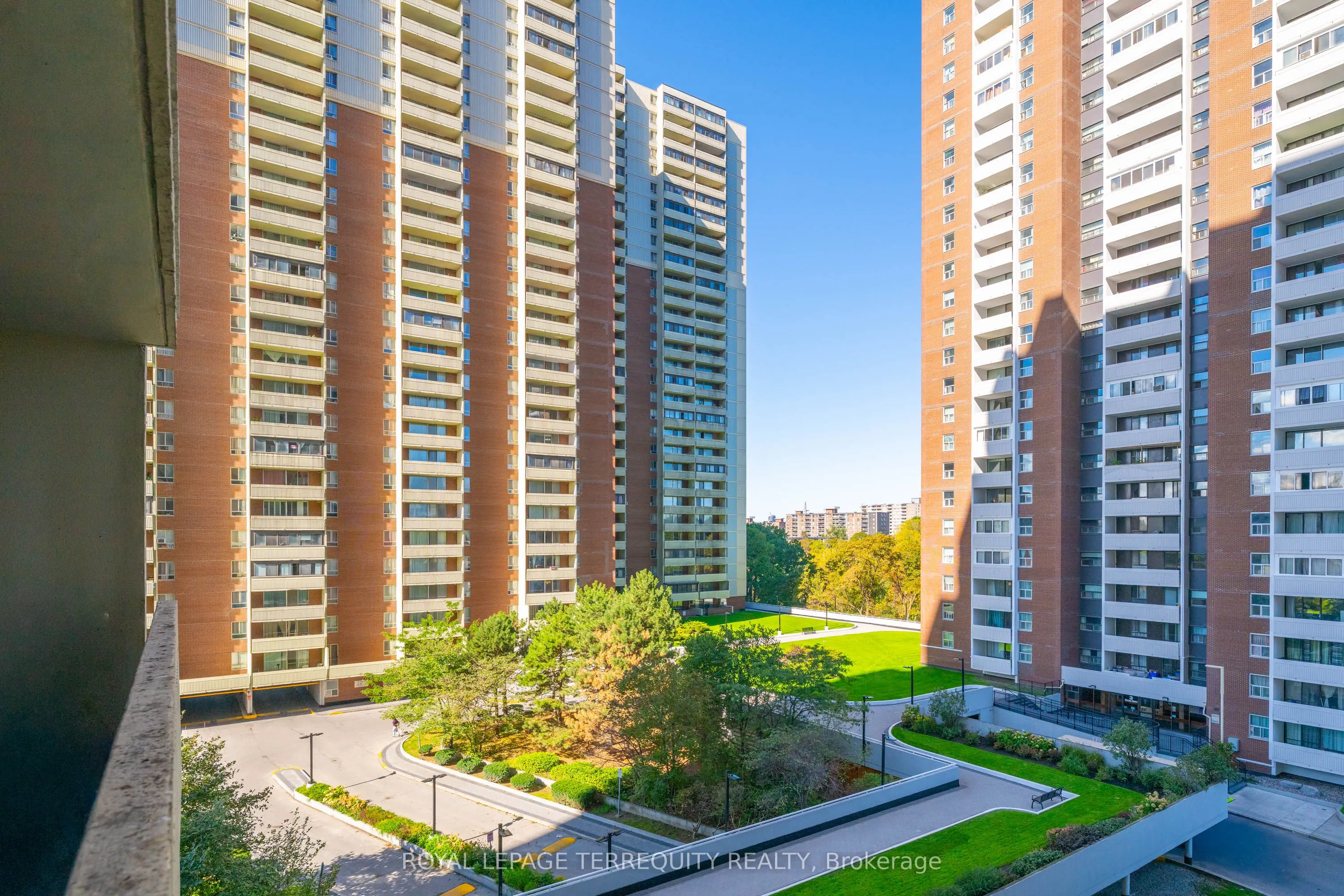 5 Massey Square, #519