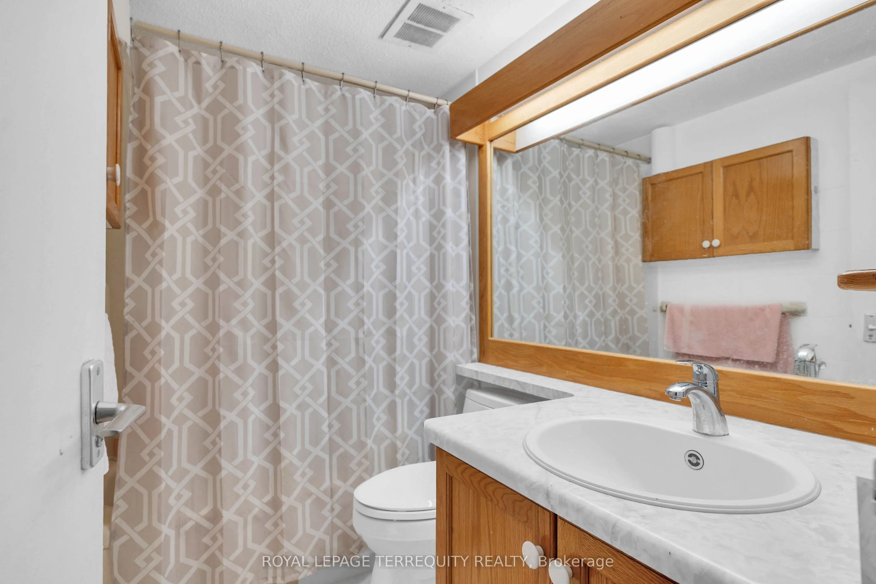 5 Massey Square, #519