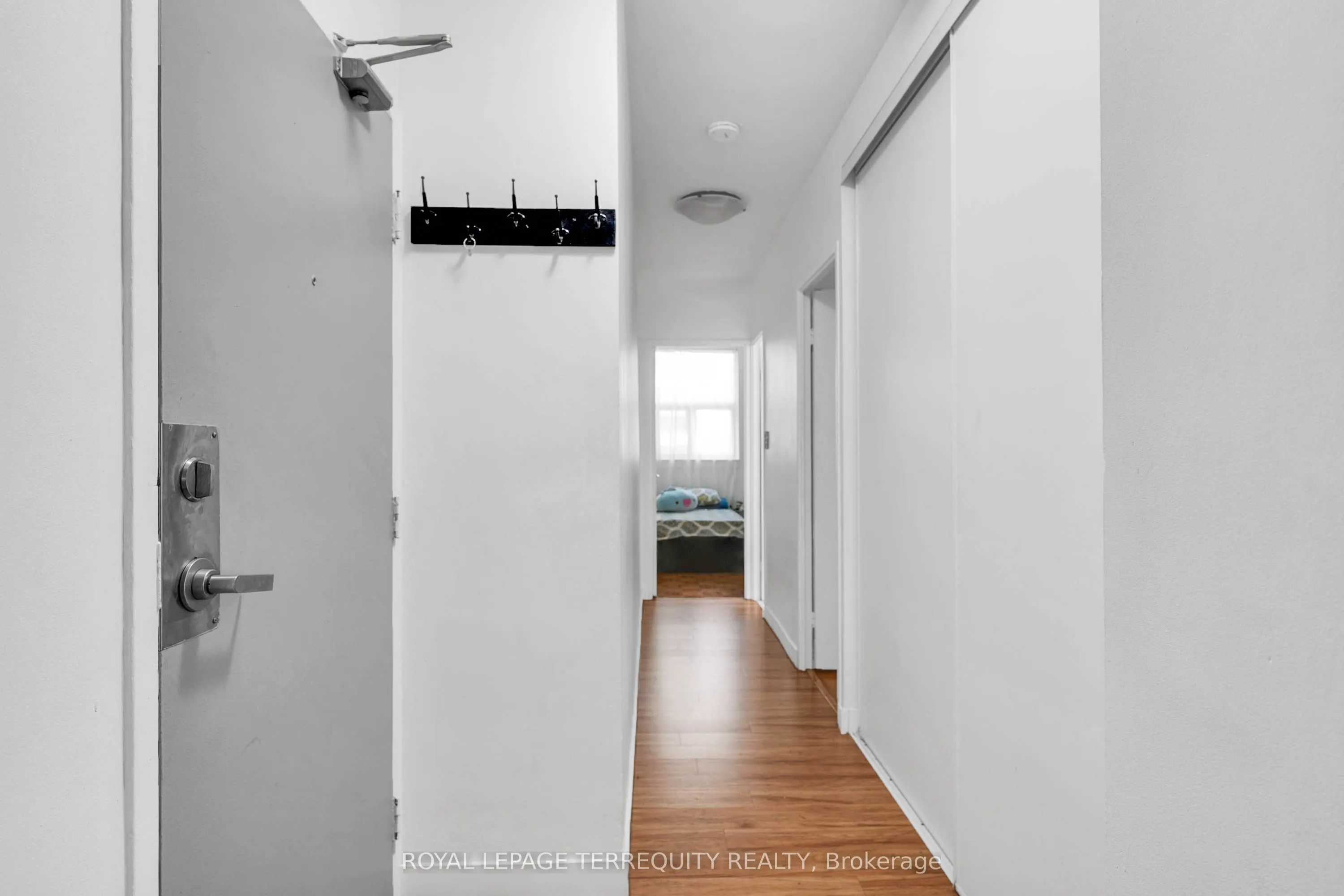 5 Massey Square, #519