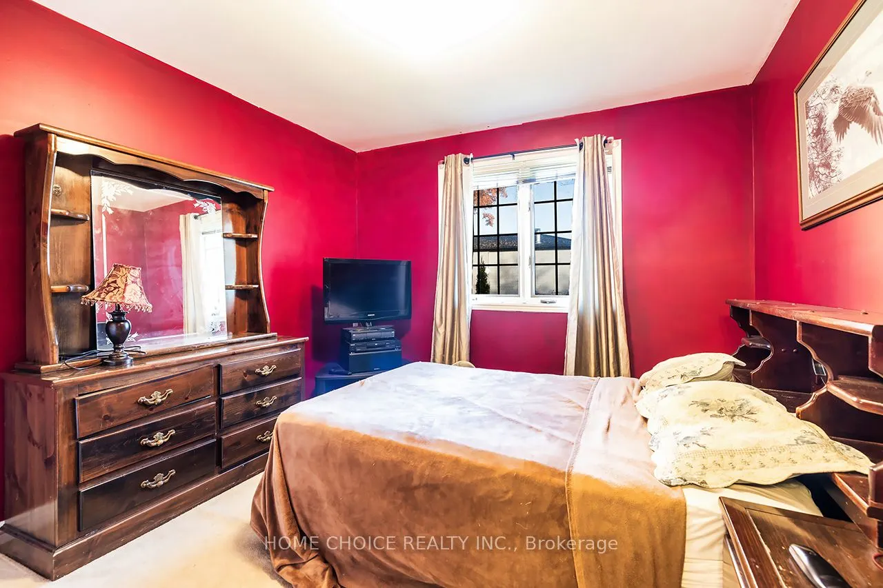 275 Aldred Drive
