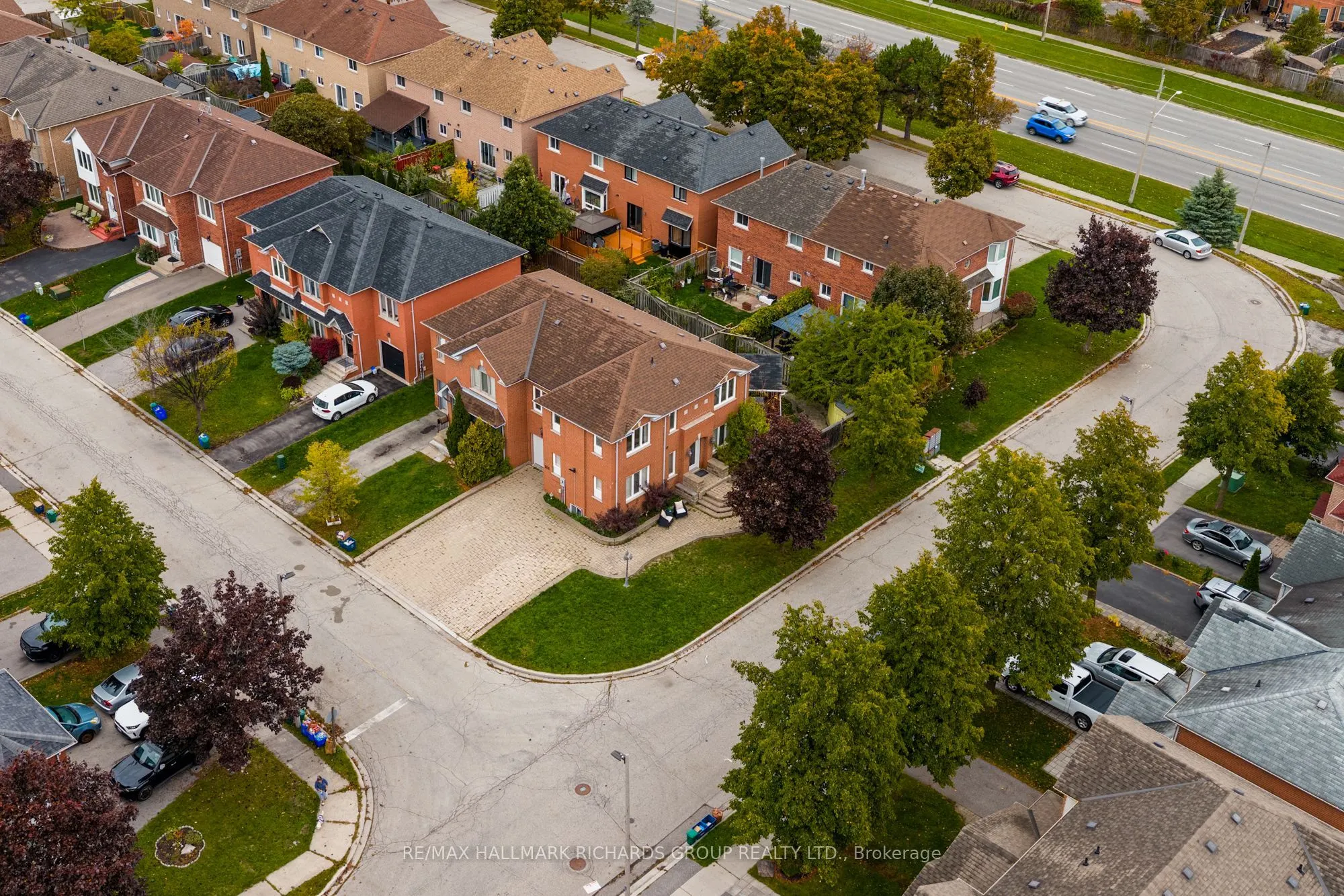 1531 Arcadia Square
