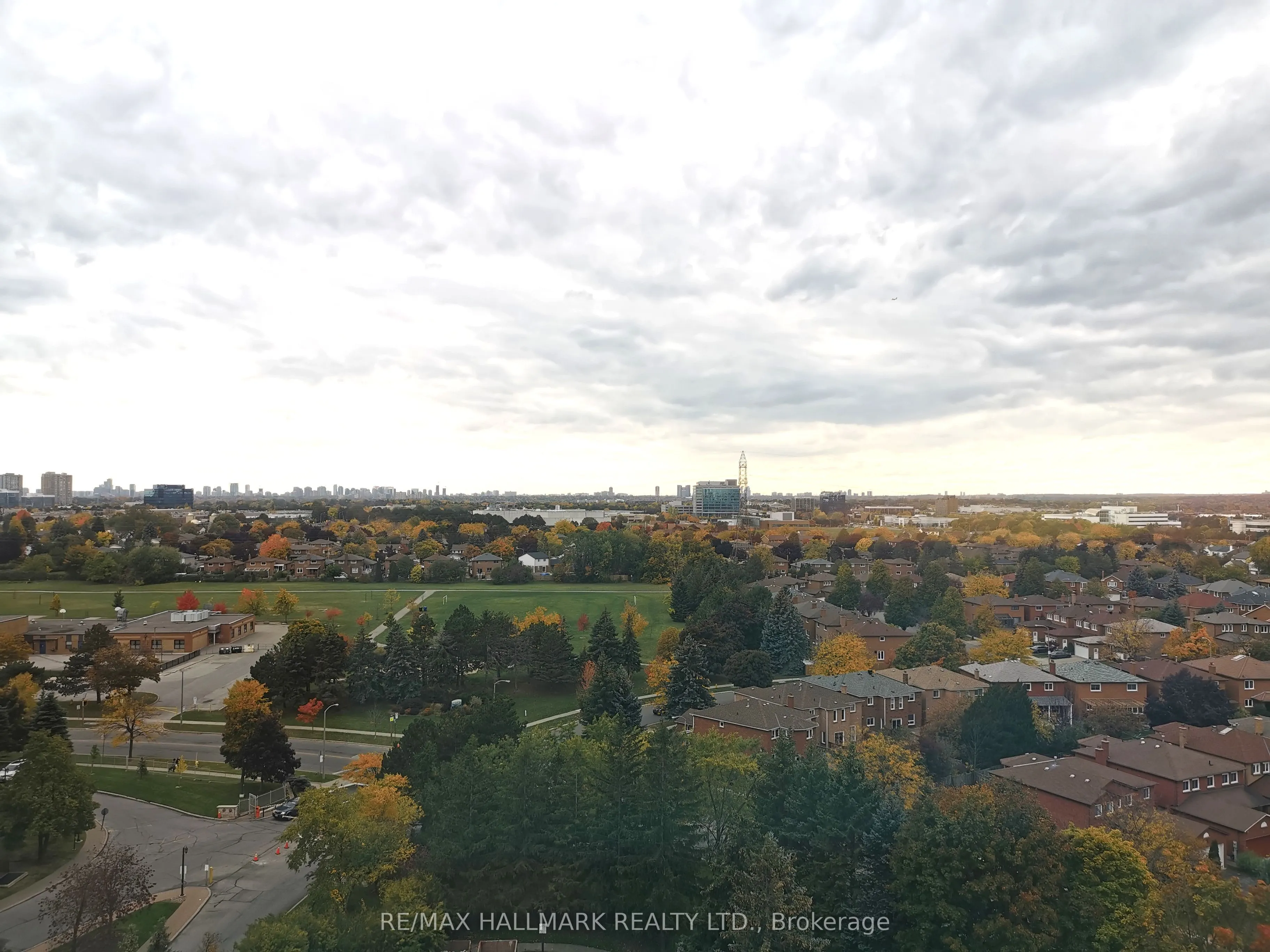 25 Bamburgh Circle, #1239