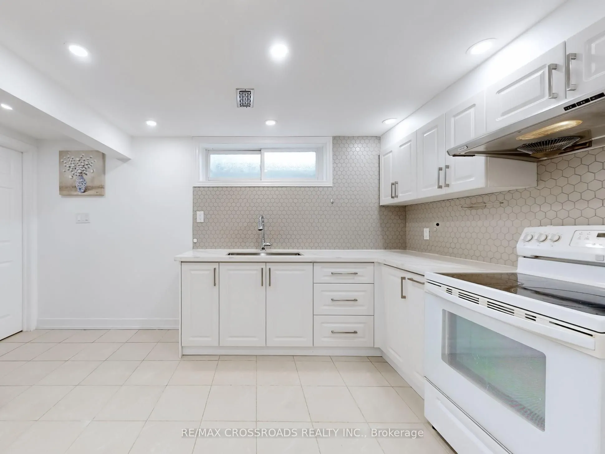 49 King Louis Crescent