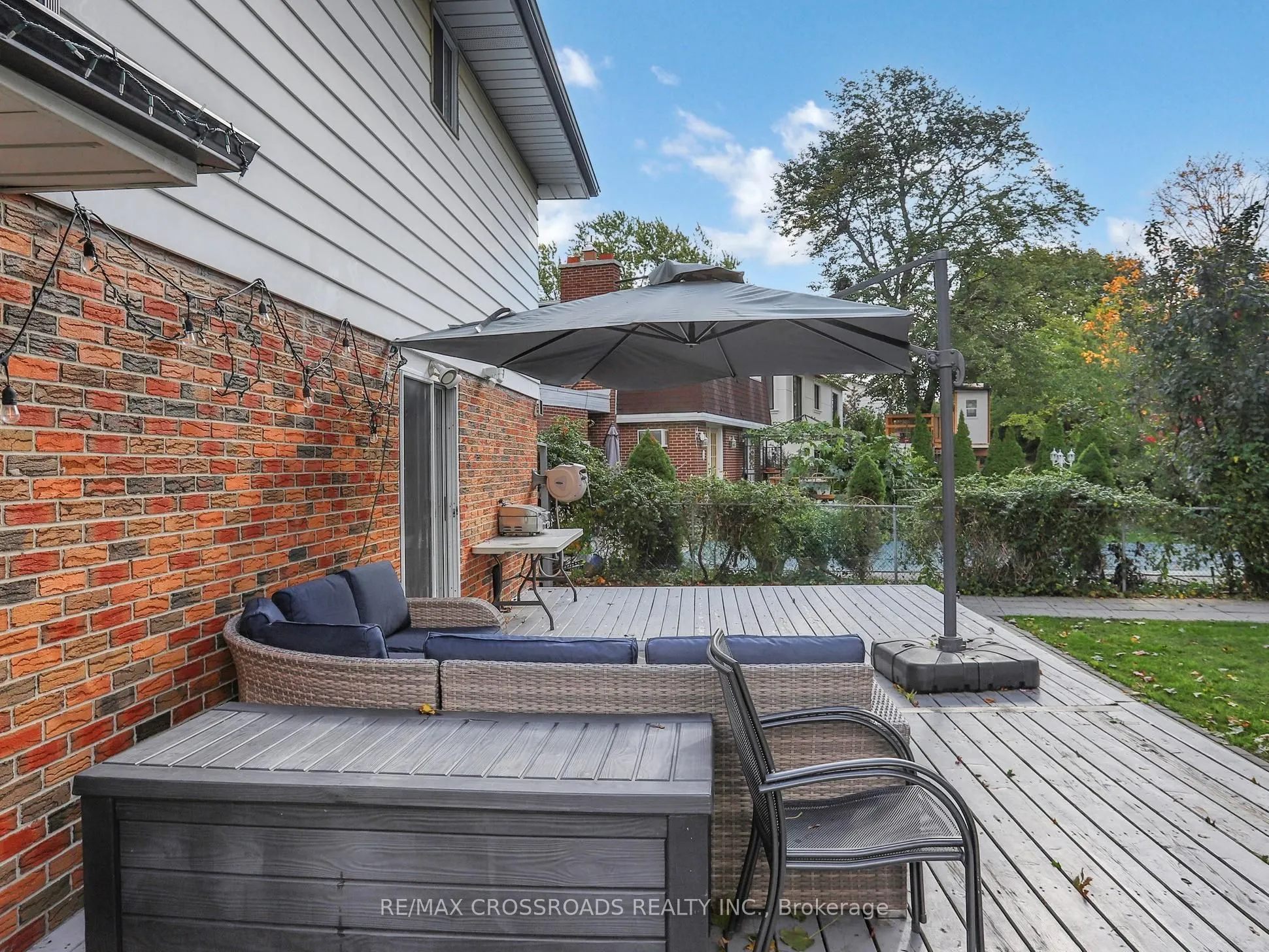 49 King Louis Crescent
