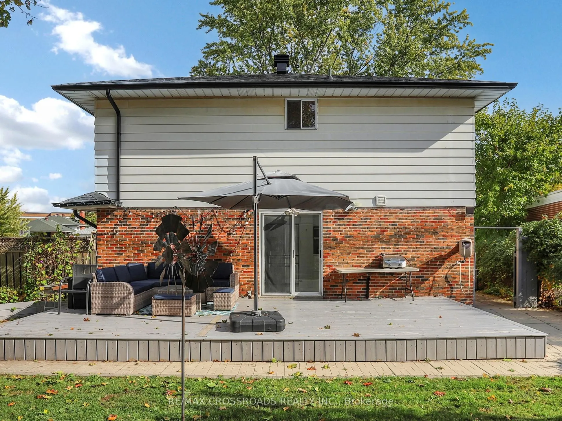 49 King Louis Crescent