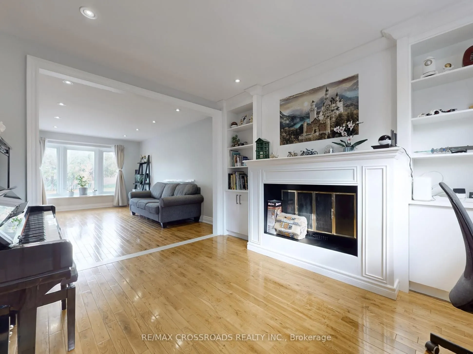 49 King Louis Crescent