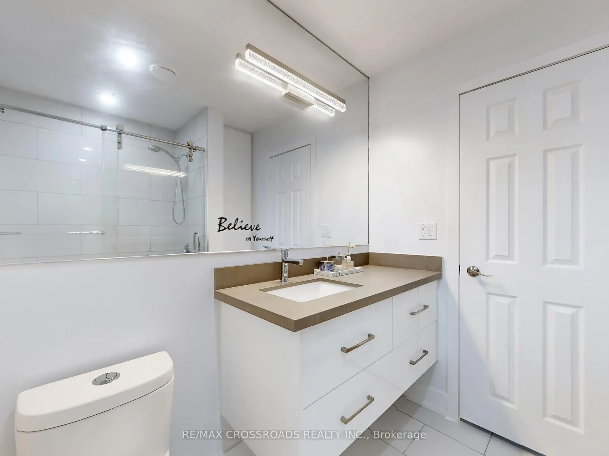 49 King Louis Crescent