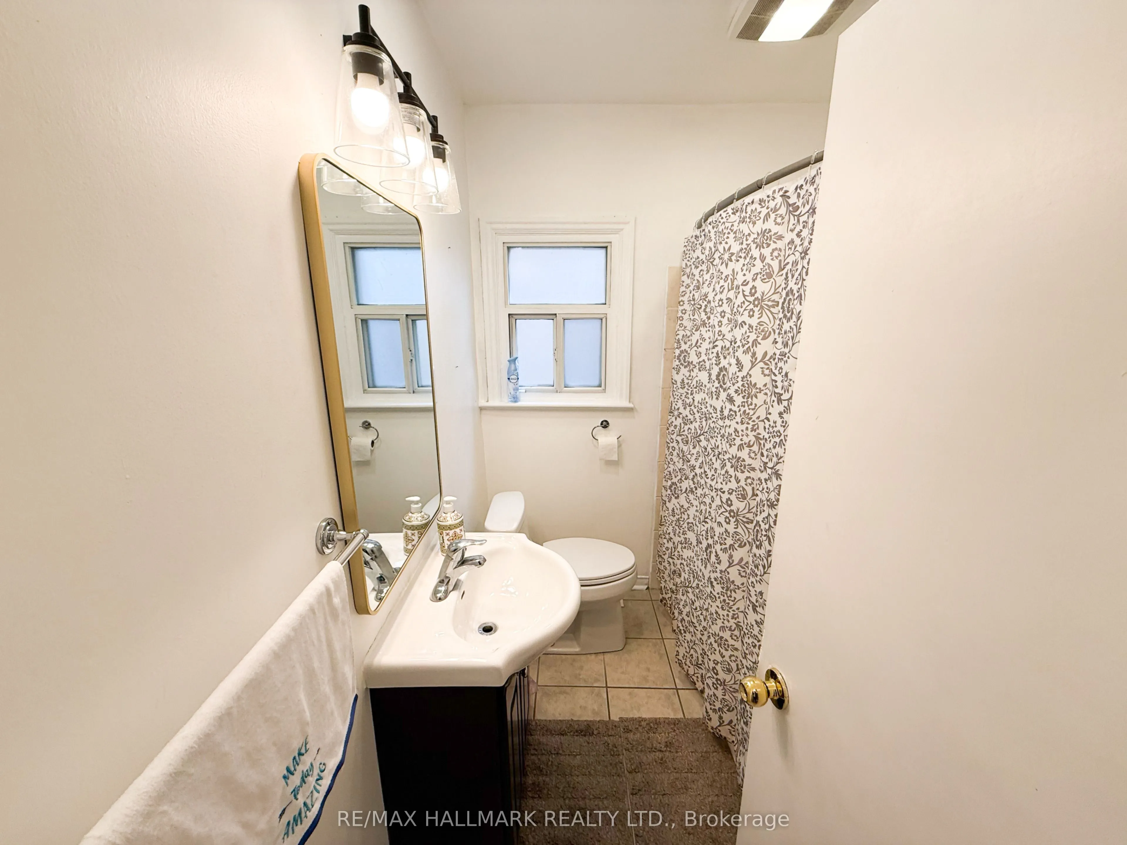 20 Bayard Avenue, #Main