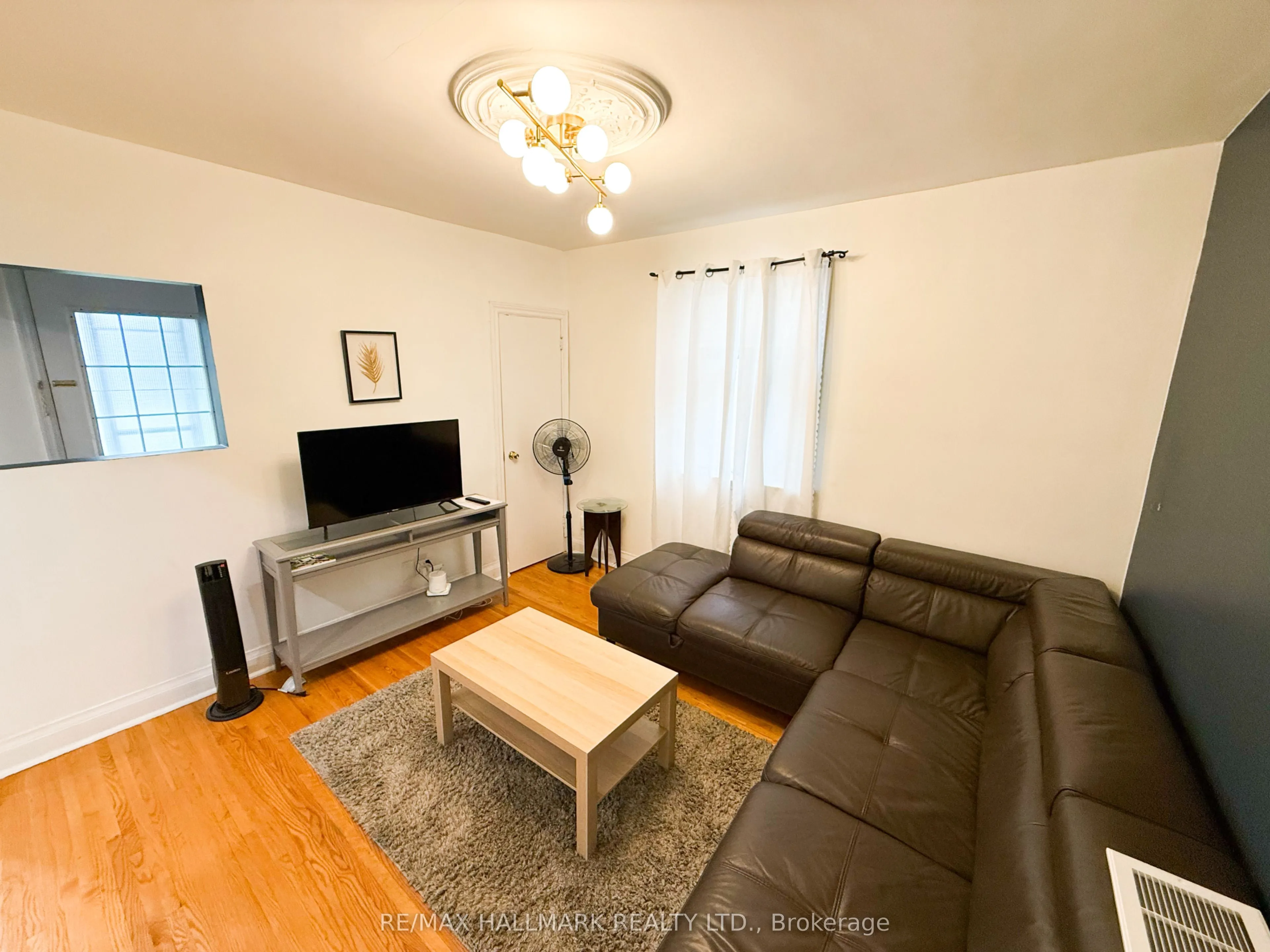 20 Bayard Avenue, #Main
