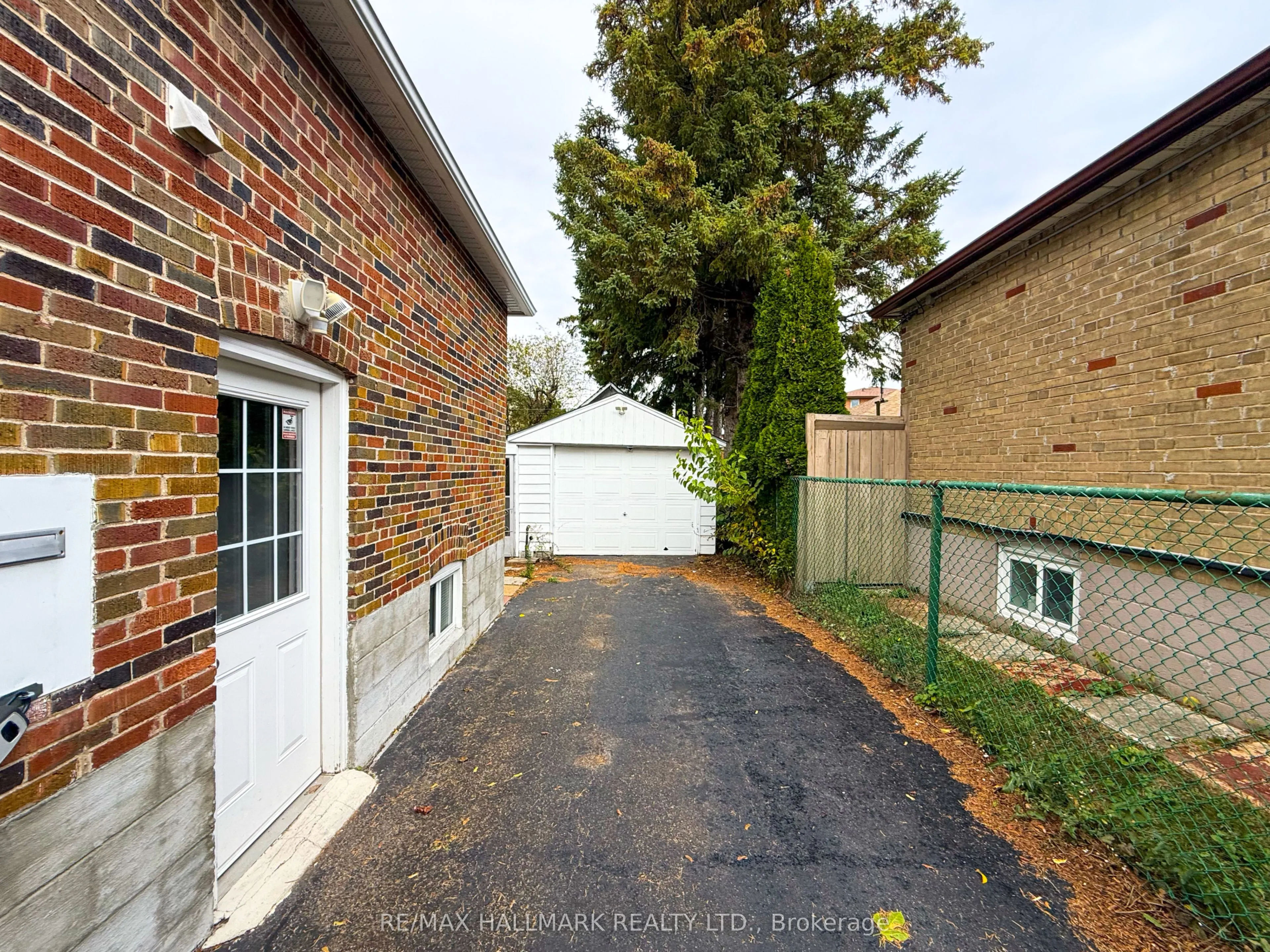 20 Bayard Avenue, #Main