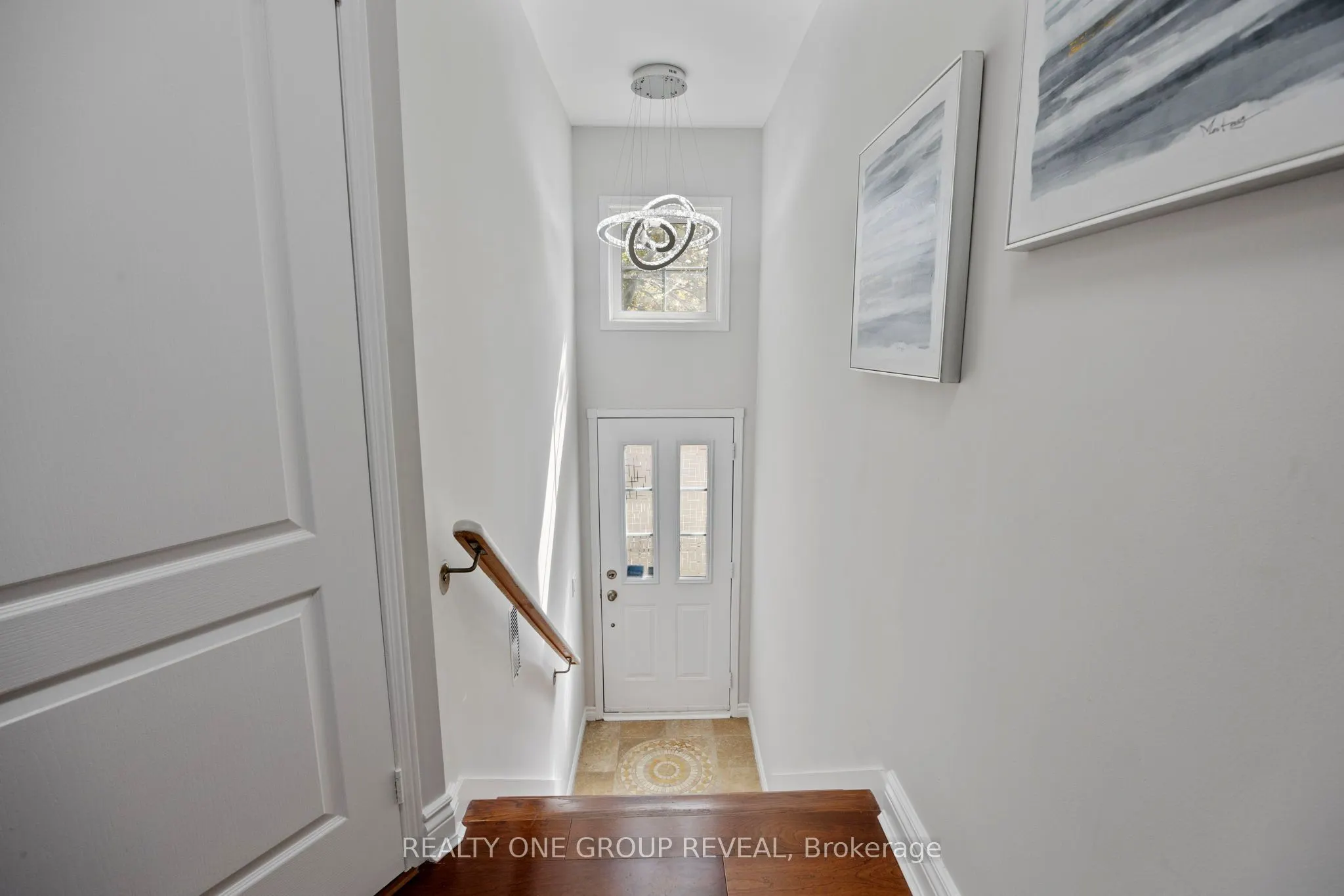 1400 The Esplanade Drive N, #803