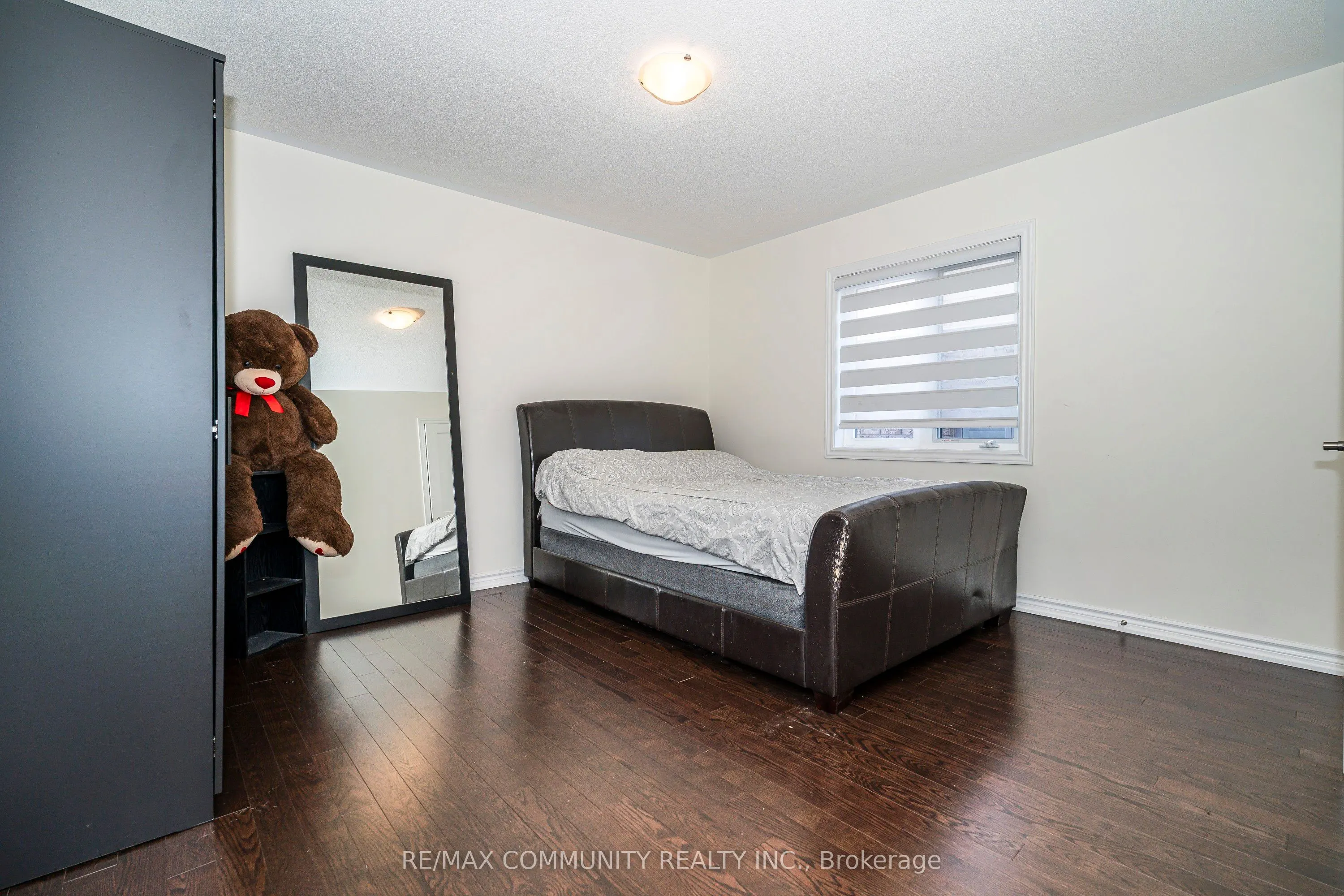 11 Northern Breeze Crescent