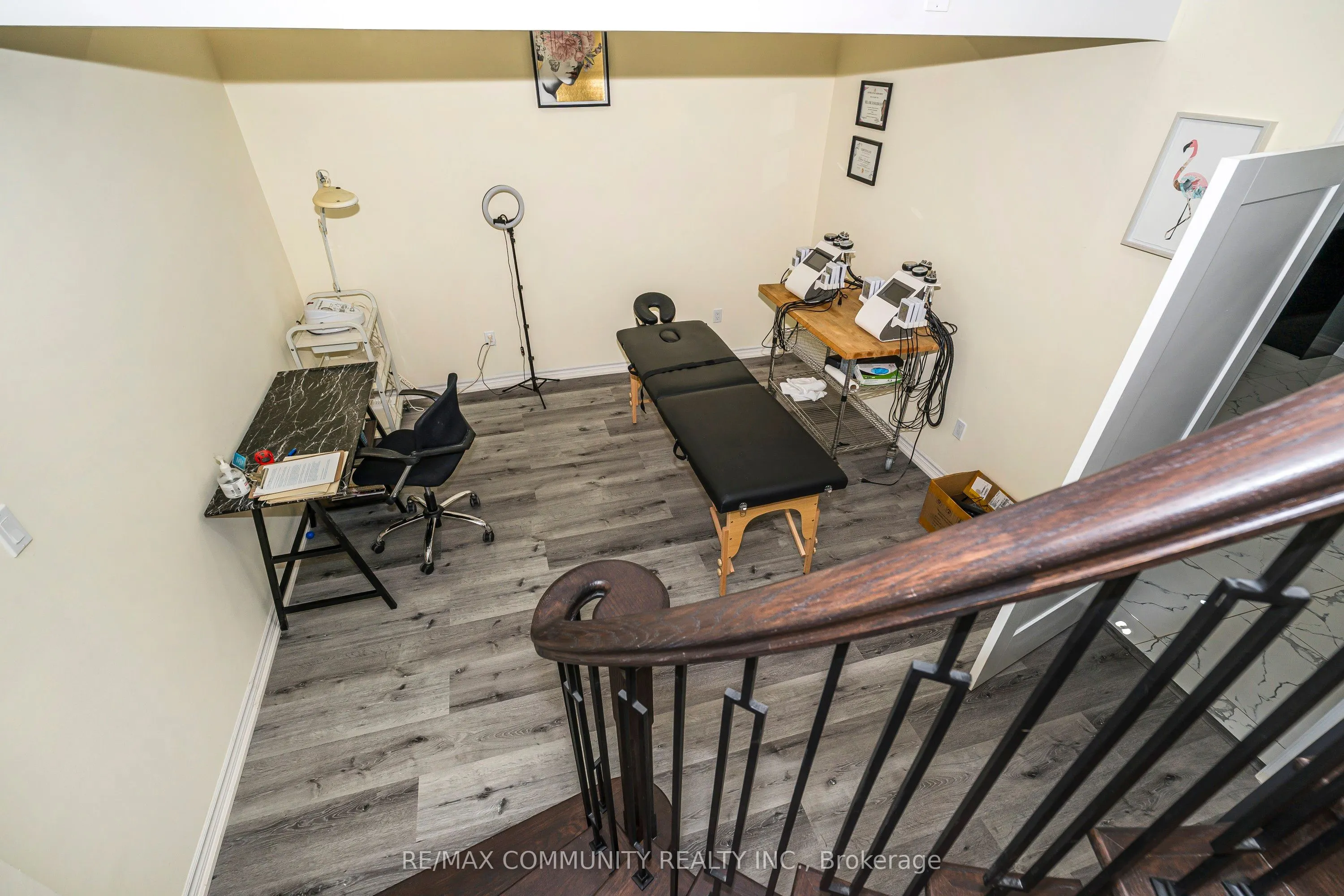 11 Northern Breeze Crescent