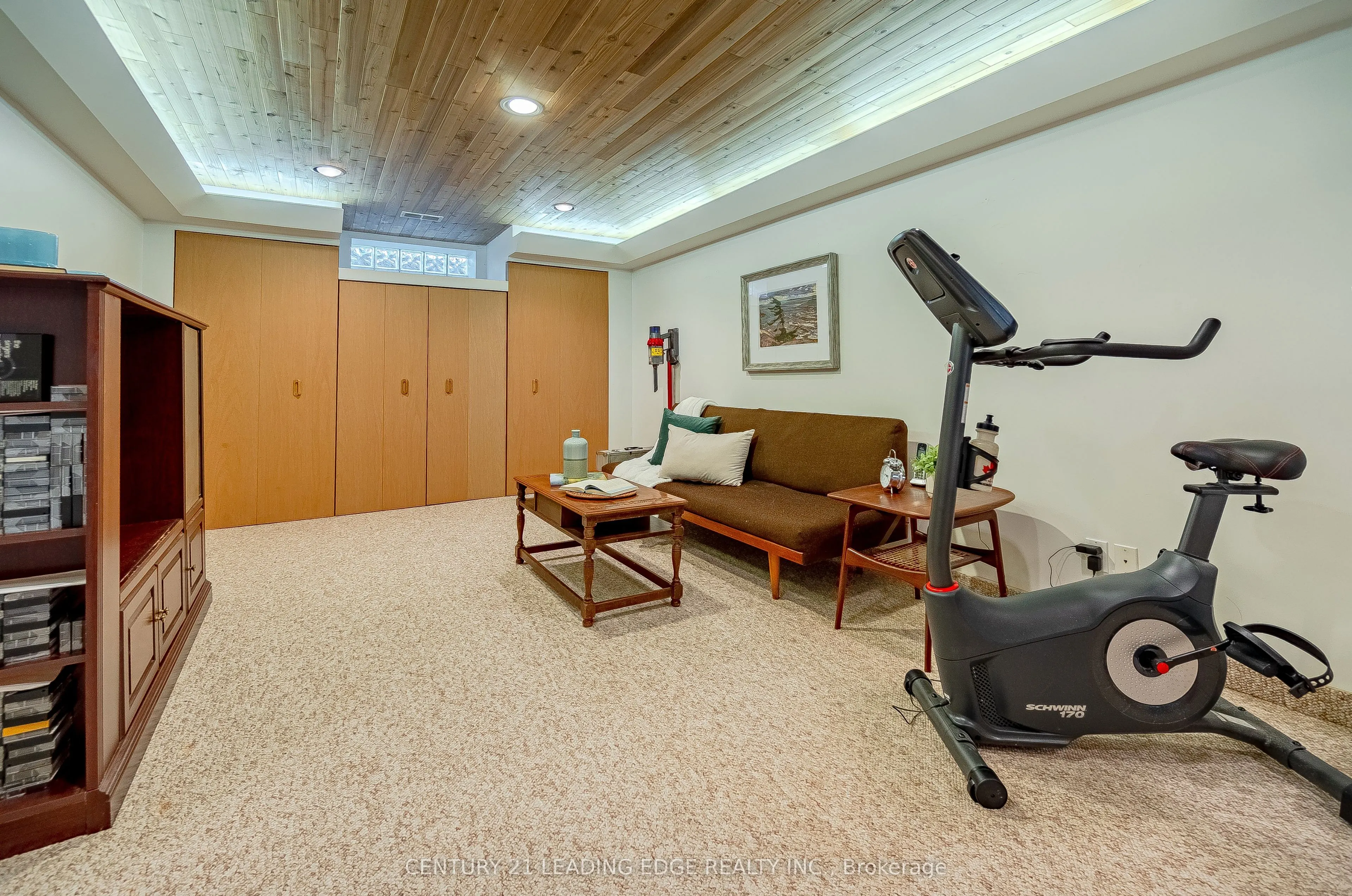 4 Rosswood Crescent