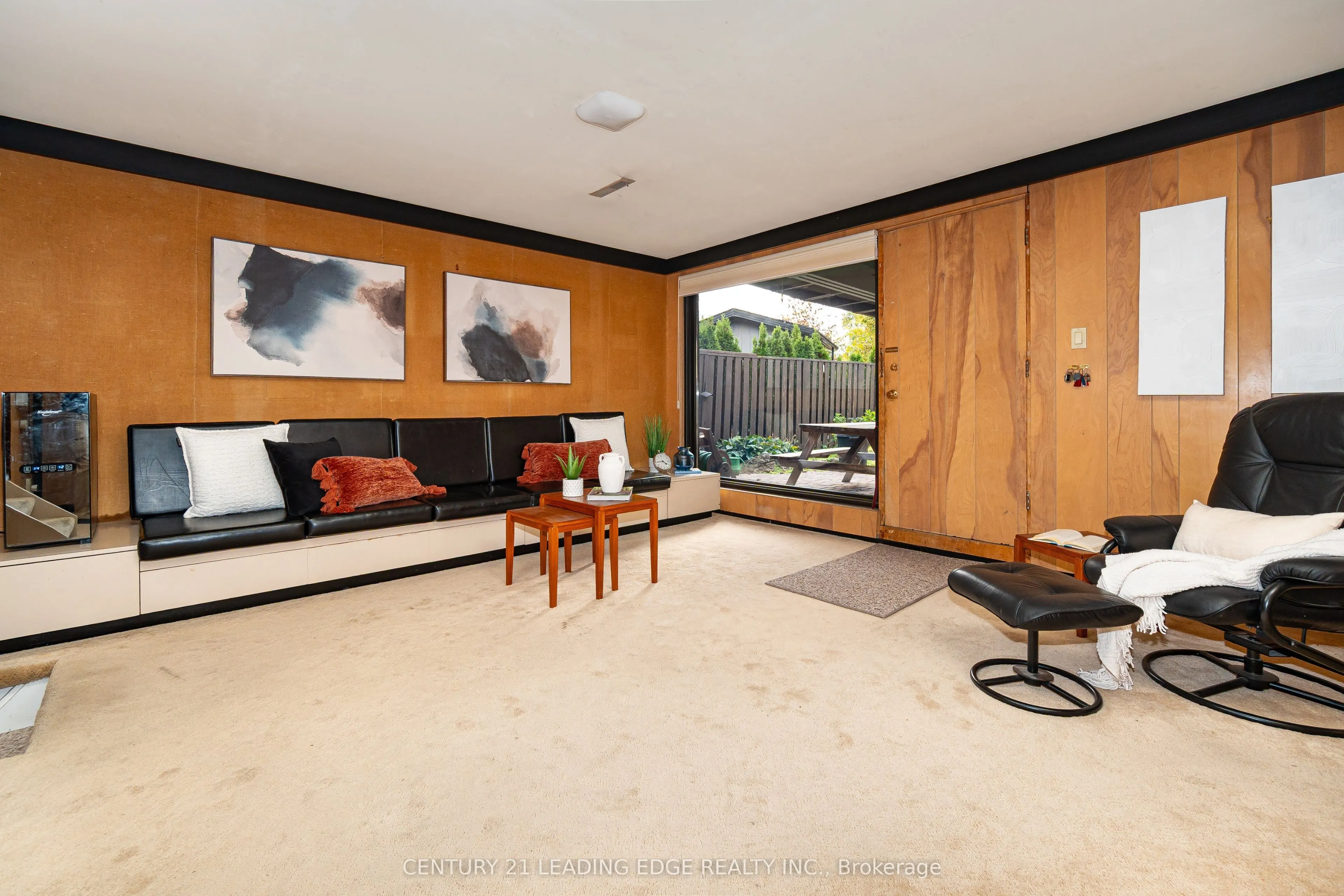 4 Rosswood Crescent