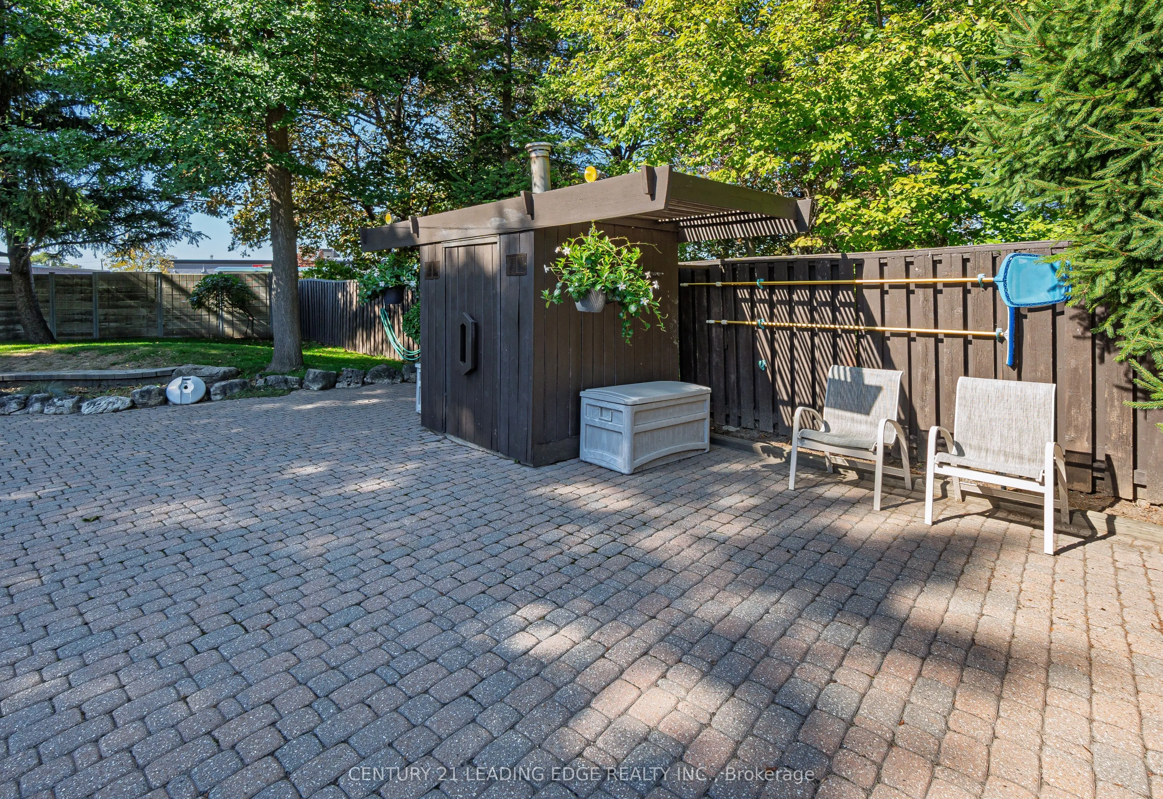4 Rosswood Crescent